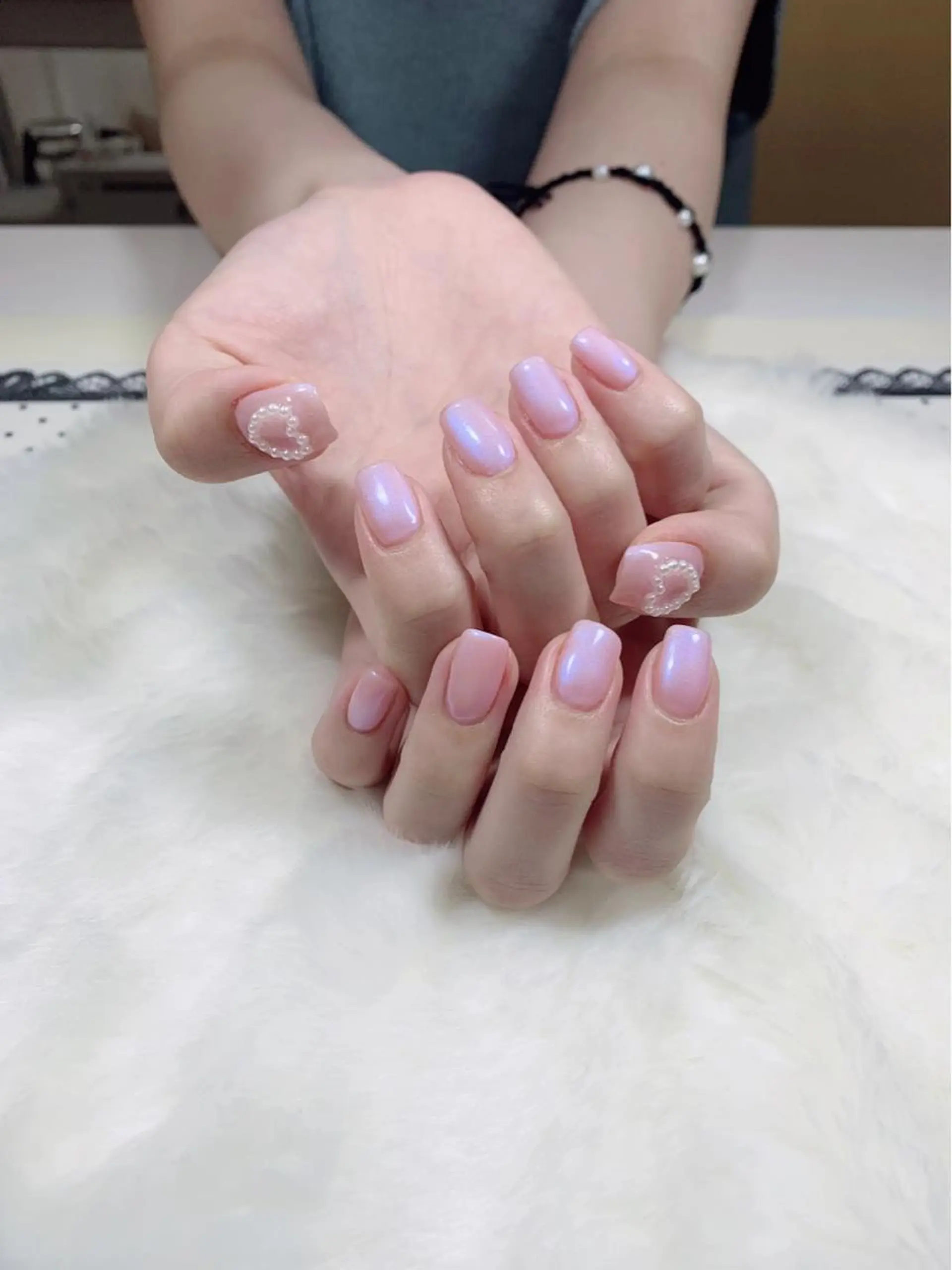 ネイル ハート ワンカラーネイル salon EMANのネイルデザイン