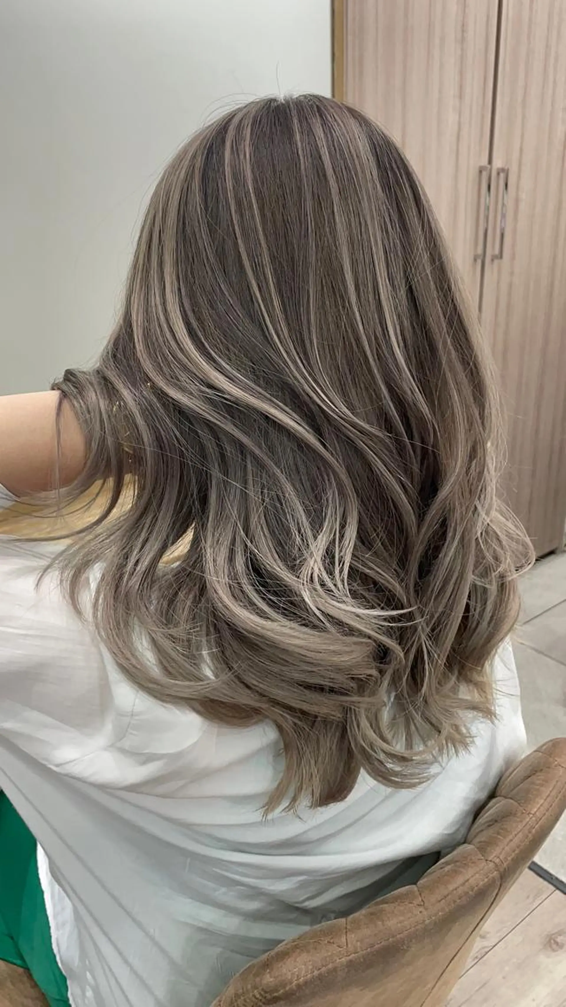 ロング gisele所属・小山 一之のヘアスタイル