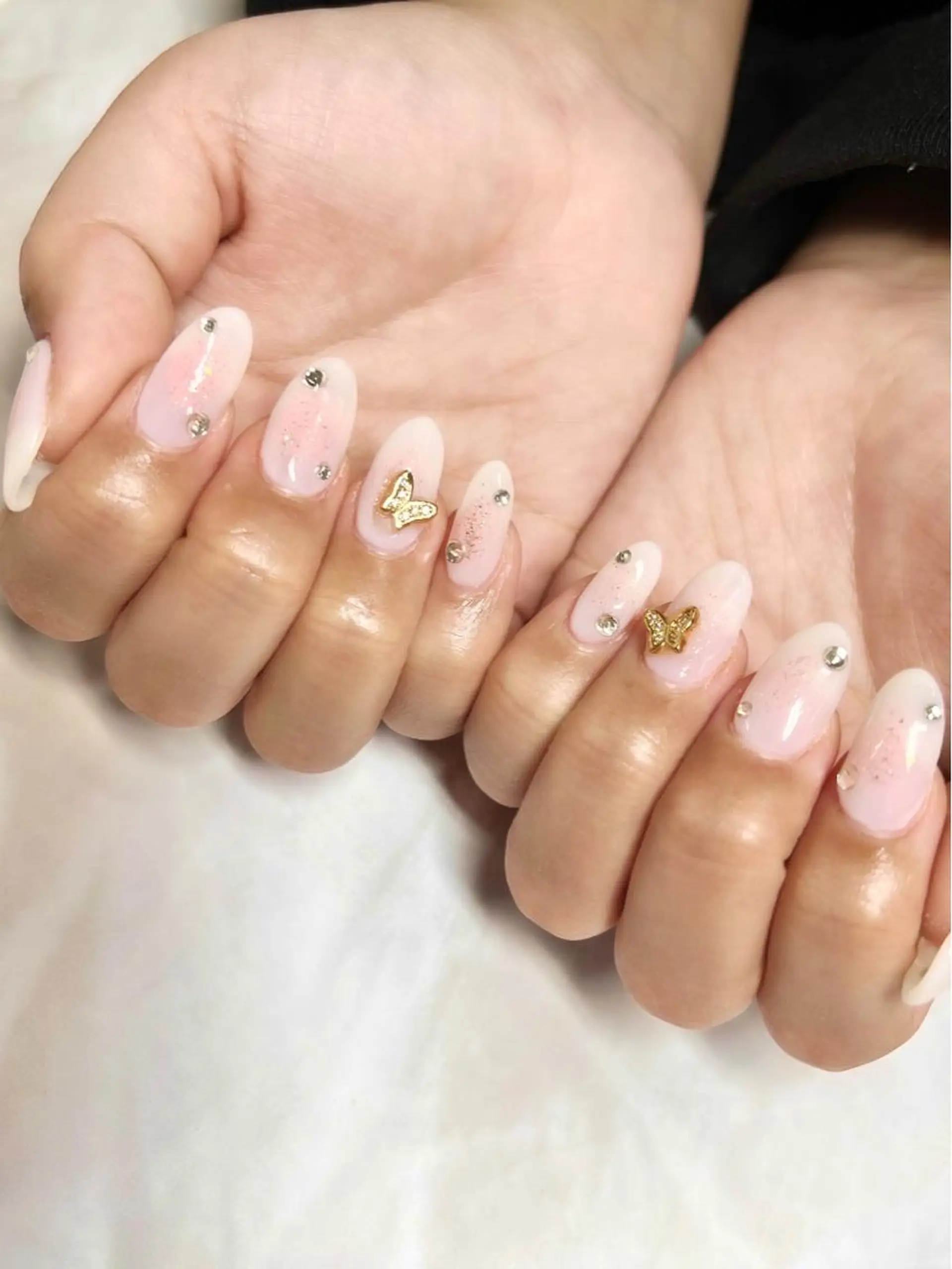 ネイル アートネイル オーロラネイル チークネイル ジェルネイル 韓国ネイル ハンドネイル clover nailのネイルデザイン