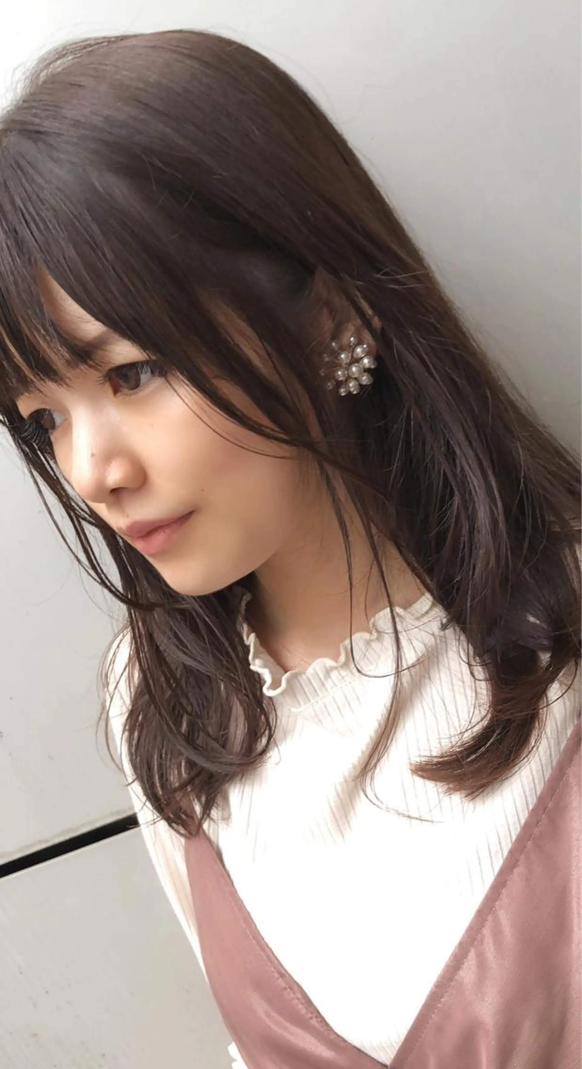 セミロング レイヤーカット 安藤 明日翔のヘアスタイル