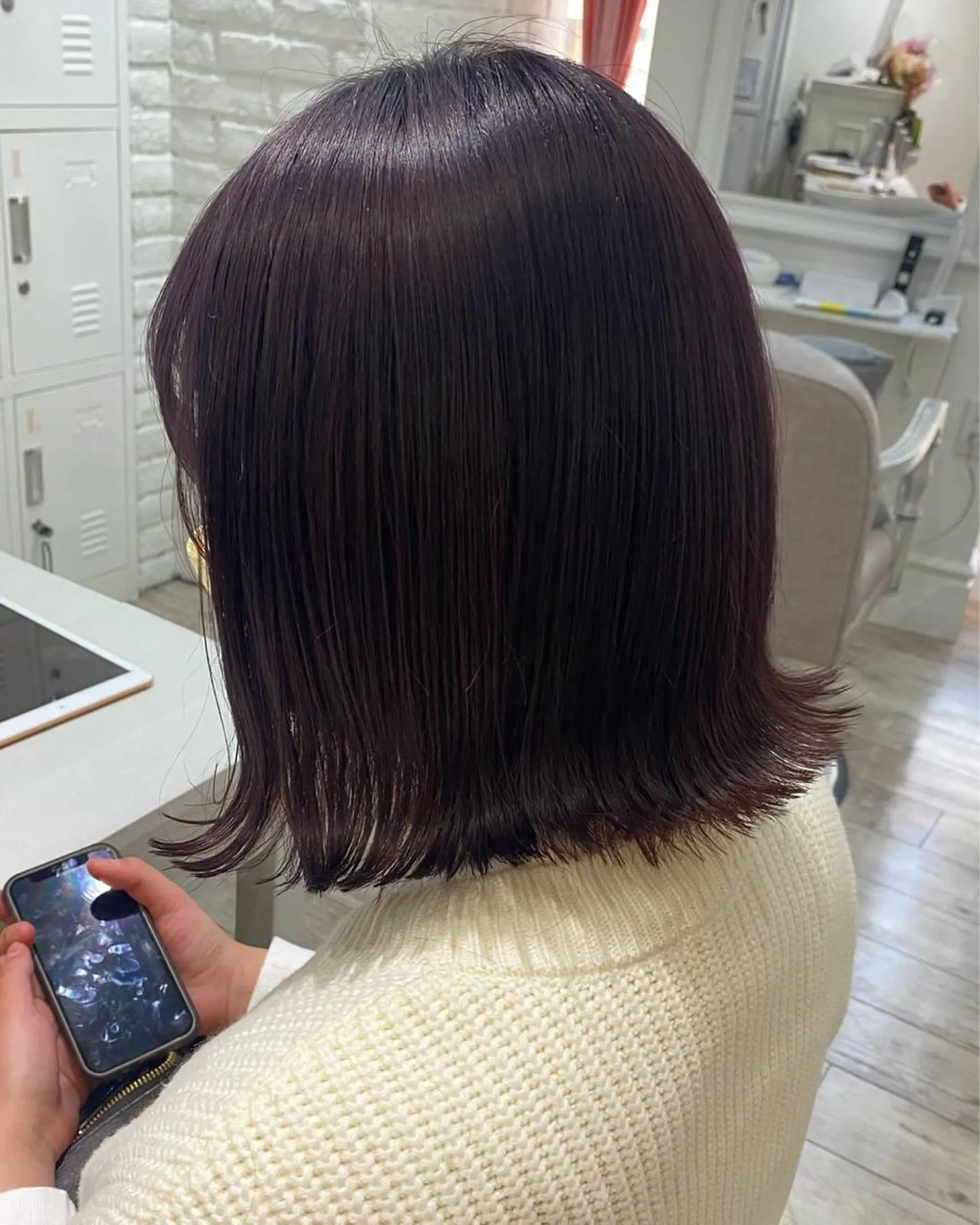 ショート カラー ブリーチ 透明感カラー ディープラベンダー ラベンダーカラー ブリーチなしカラー Eliss 堀江所属・暖色カラー🎀 門内 梨真のヘアスタイル