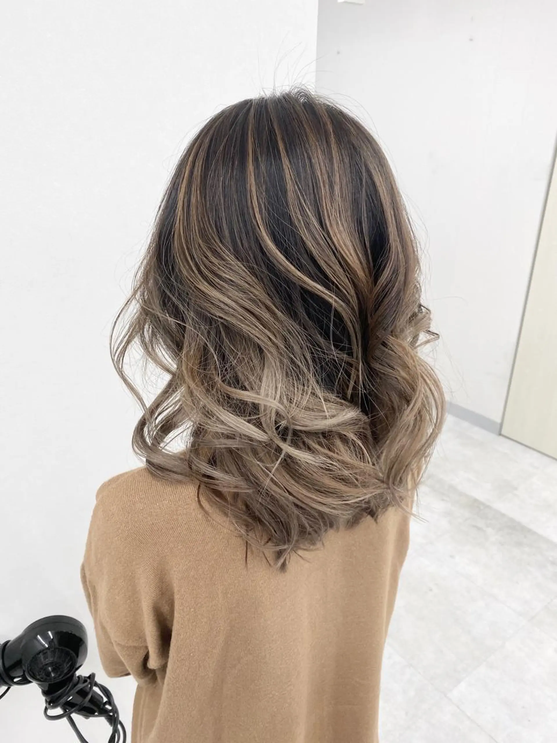 ロング カラー カット ヘアカラー トリートメント ミルクティーカラー 🌈店長クボのヘアスタイル