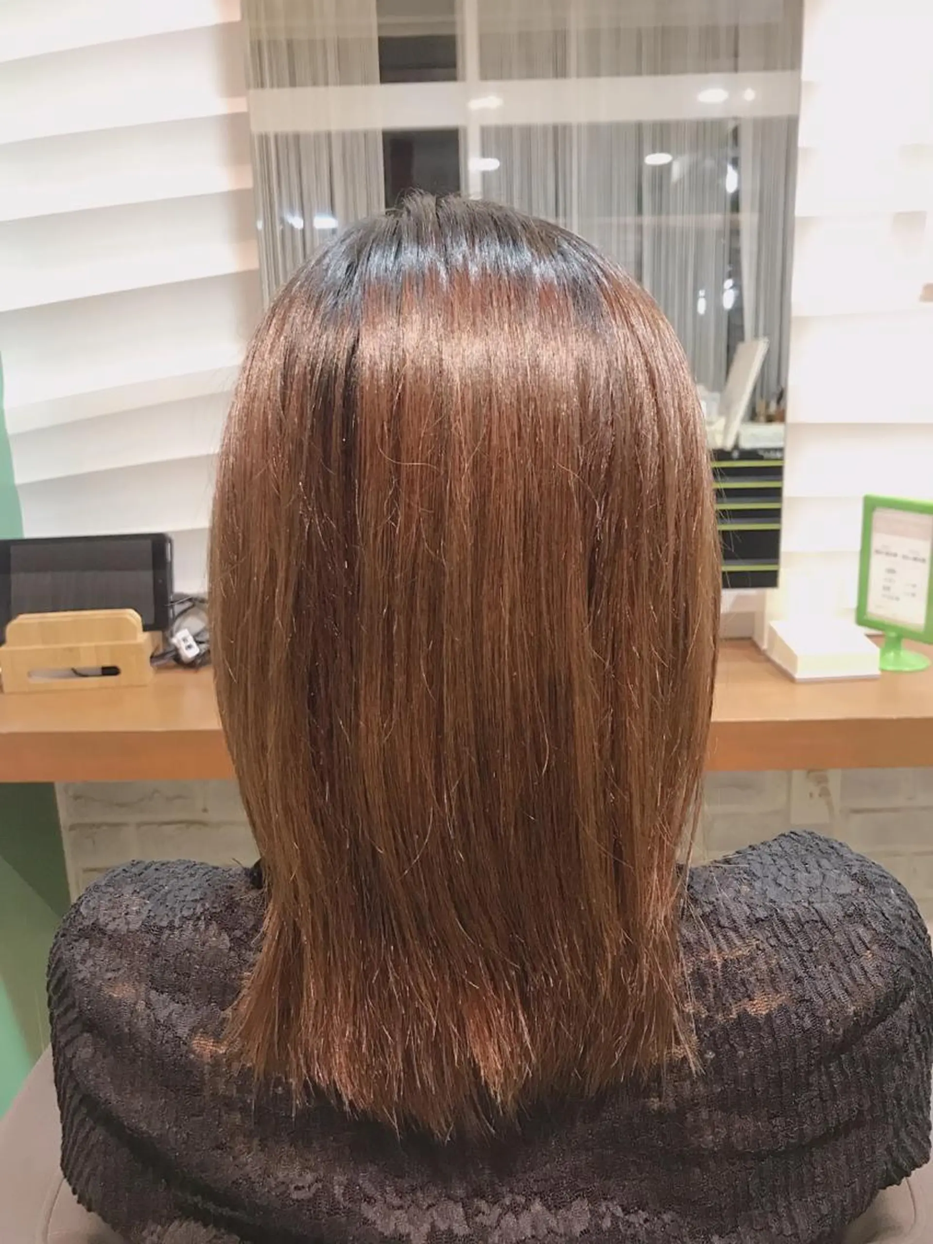 ミディアム 川村 綾のヘアスタイル