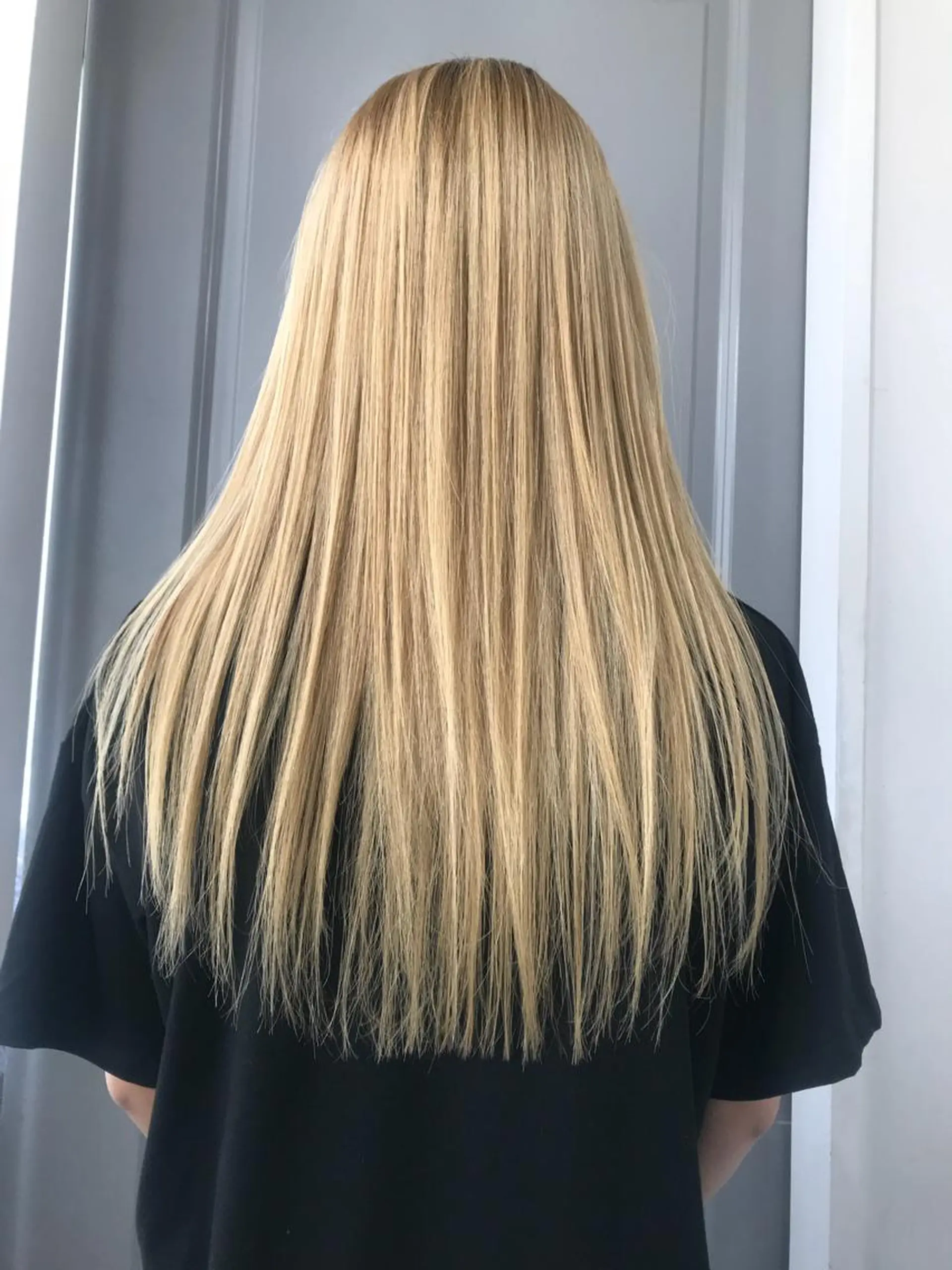 セミロング カラー suvvy hairsalonのヘアスタイル