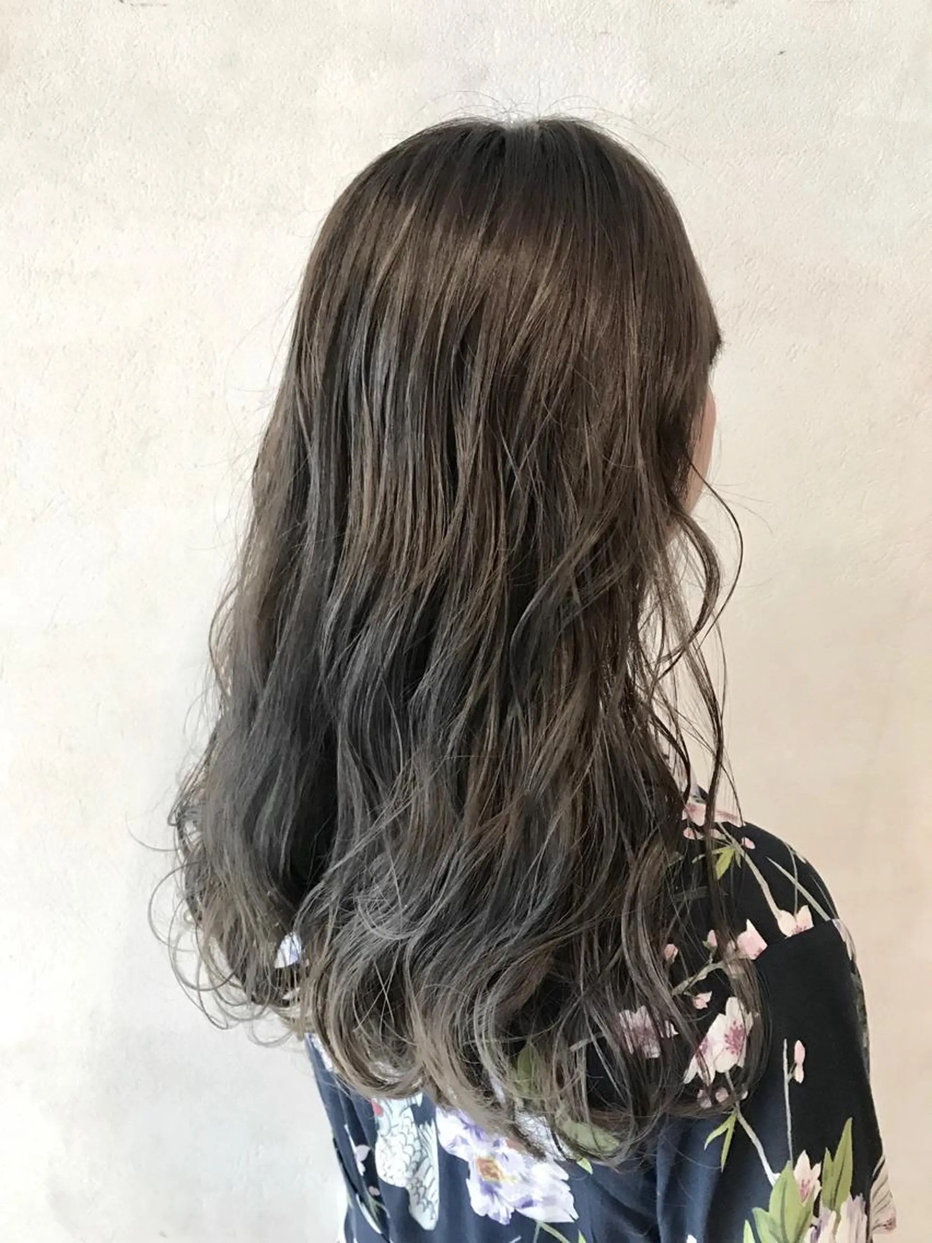 ロング カラー ネイル マツエク・マツパ グレージュ トリートメント ボブ、縮毛矯正👑 心斎橋/高城涼也のヘアスタイル