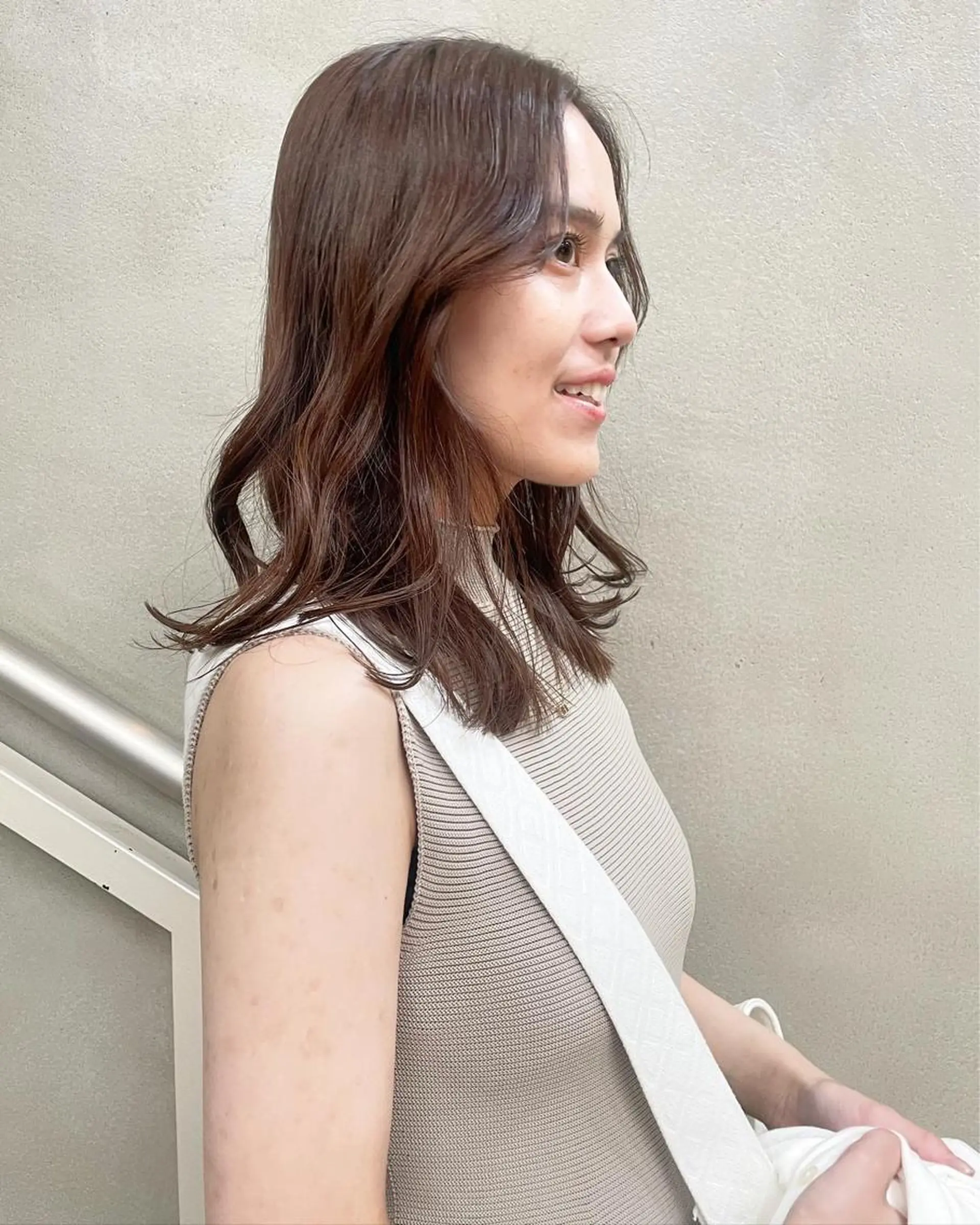 ロング カラー カット 佐藤 永夏のヘアスタイル