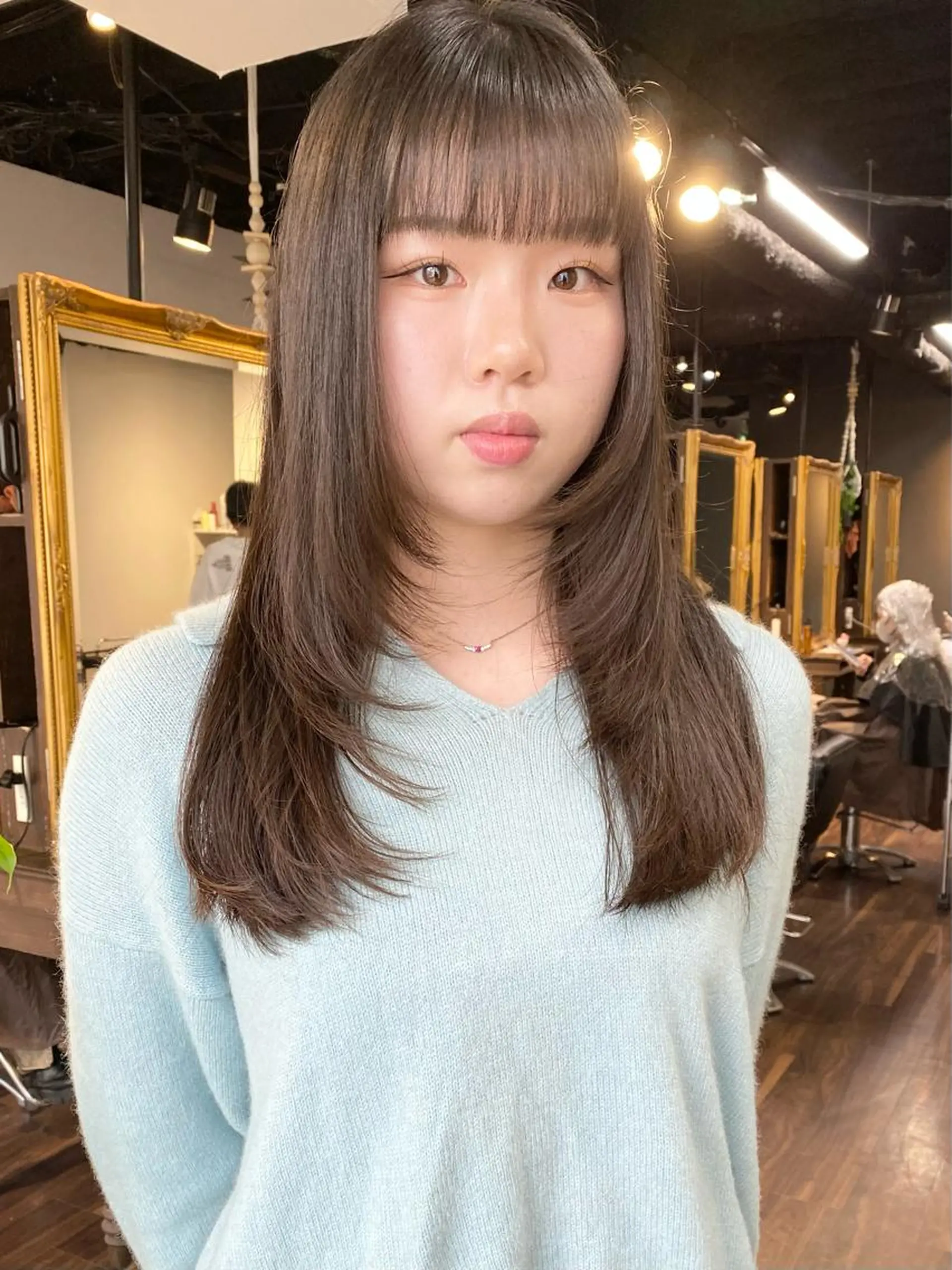 ロング カラー ヘアアレンジ 顔まわりレイヤー 顔周りカット 韓国風ヘア レイヤーカット カット ヘアカラー トリートメント 韓国ヘア×髪質 改善🇰🇷シオリのヘアスタイル