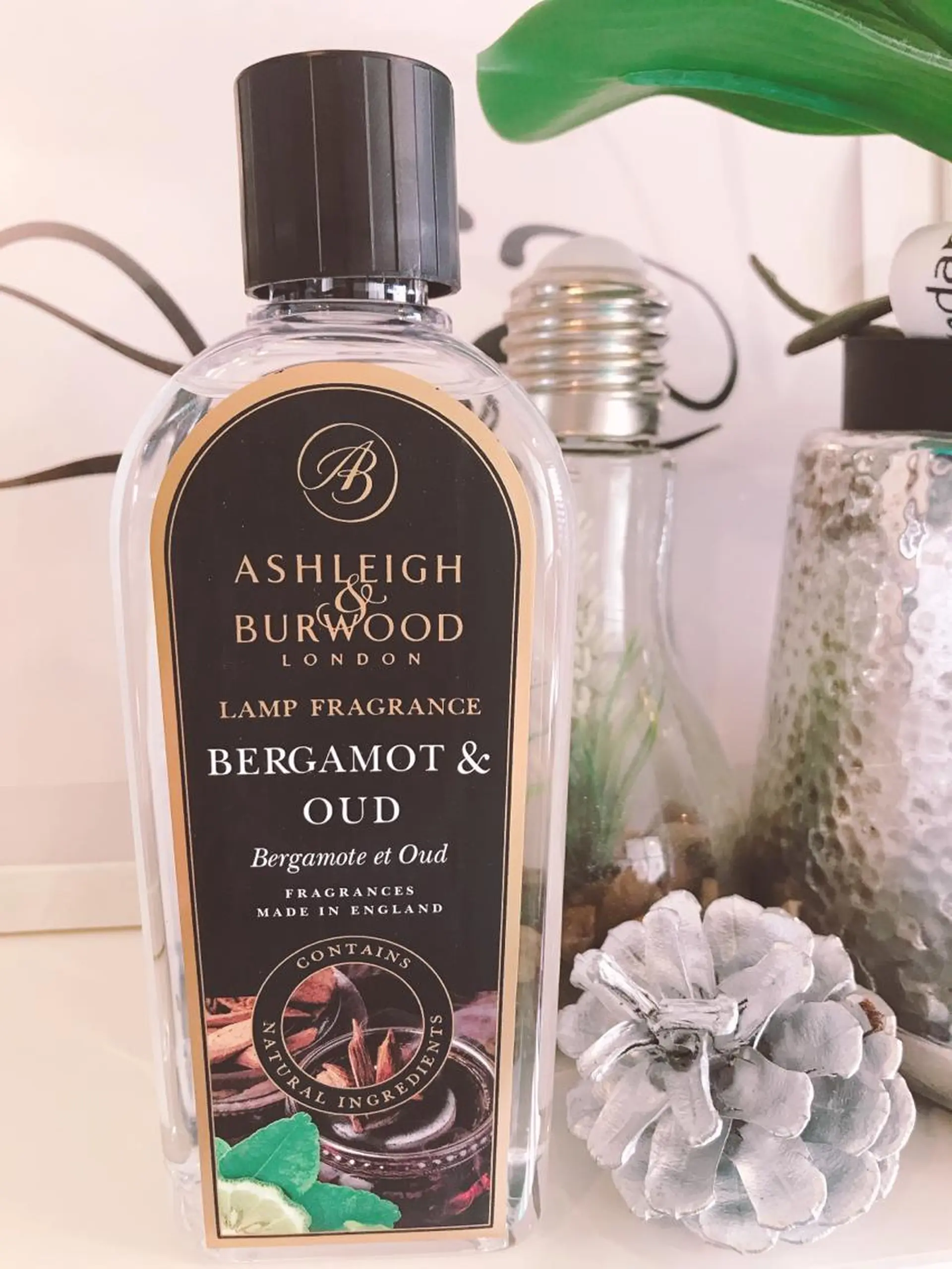 UN・MULAN (大田　瑶子)のマツエク・マツパデザイン