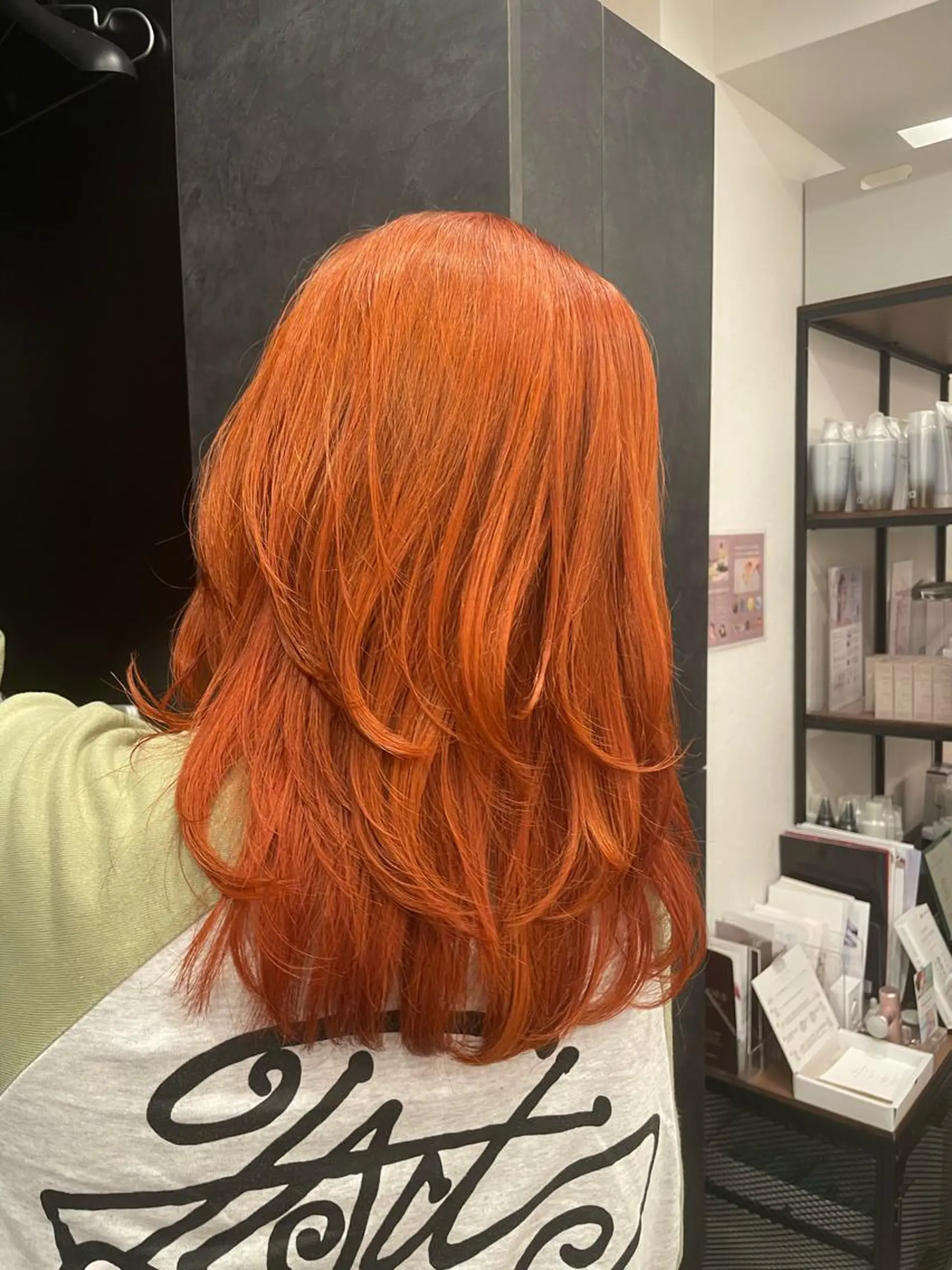 ミディアム カラー カラー、スパニスト 藤原凜香のヘアスタイル