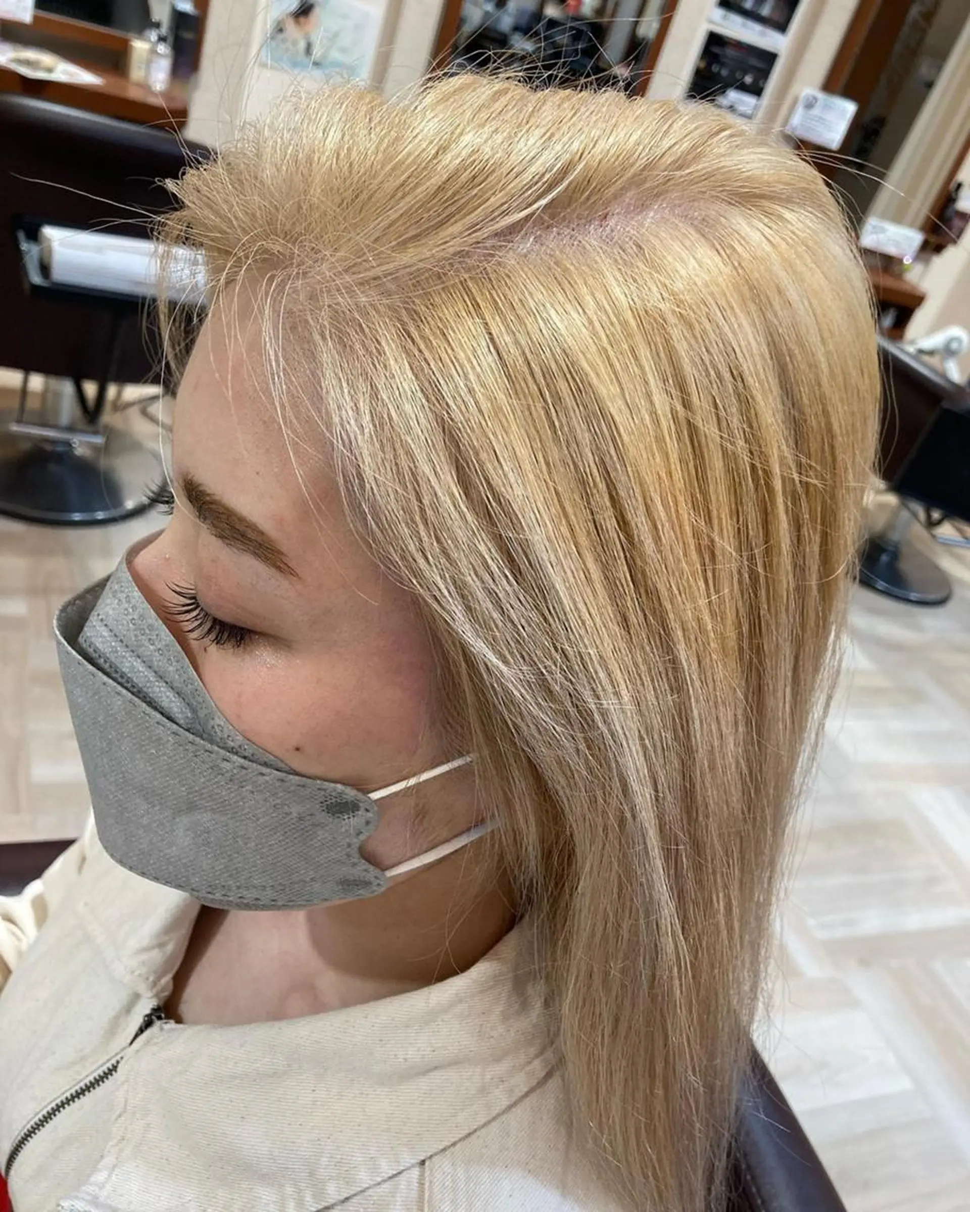 カラー ブリーチ ブロンド グラデーションカラー ハイライトカラー ハイトーンカラー 髪質改善/透明感 カラー/内藤有須加のヘアスタイル