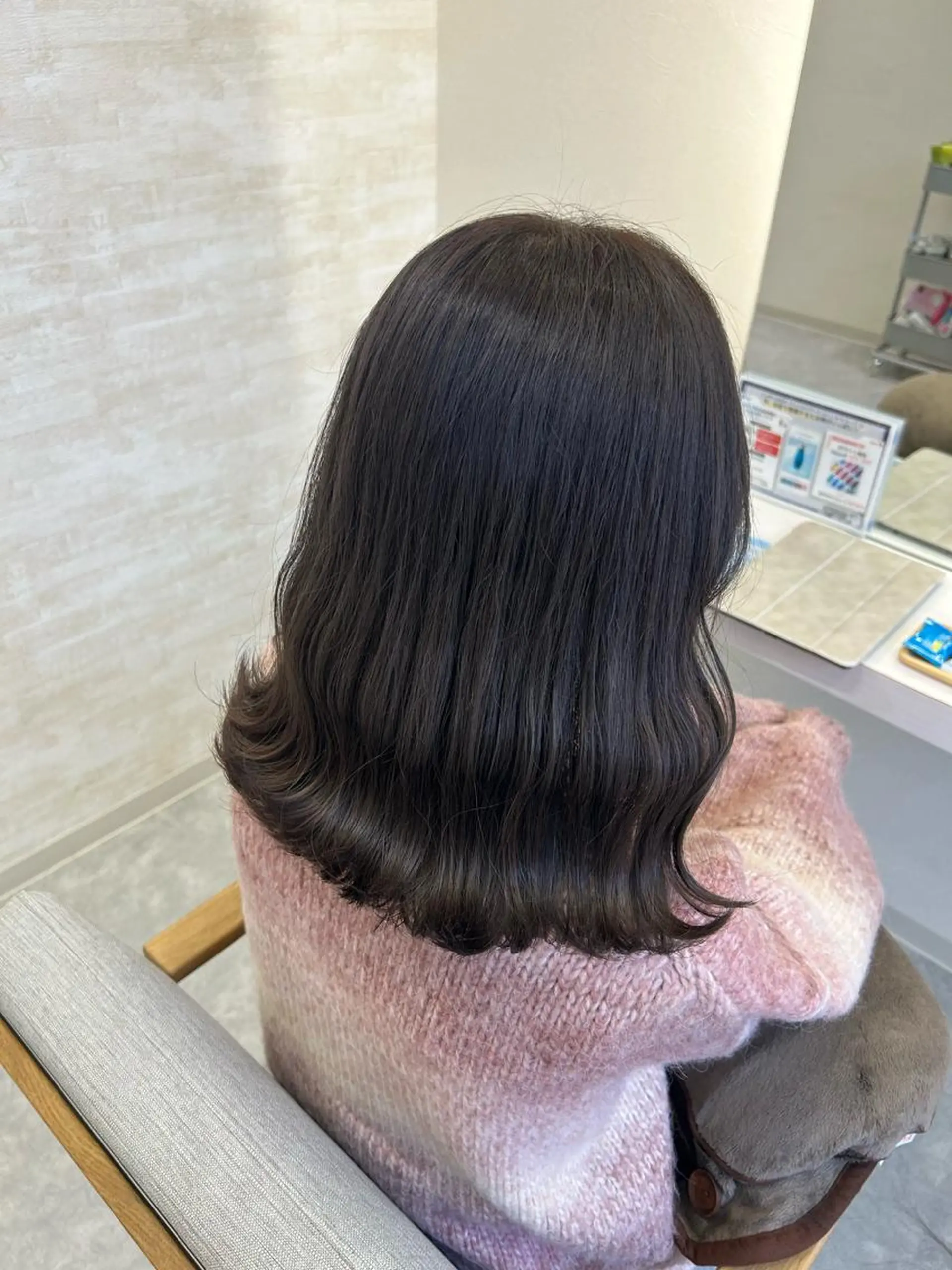 ミディアム カラー ヘアアレンジ カット ヘアカラー トリートメント 髪質改善&艶感カラー 🪄岡井美結のヘアスタイル