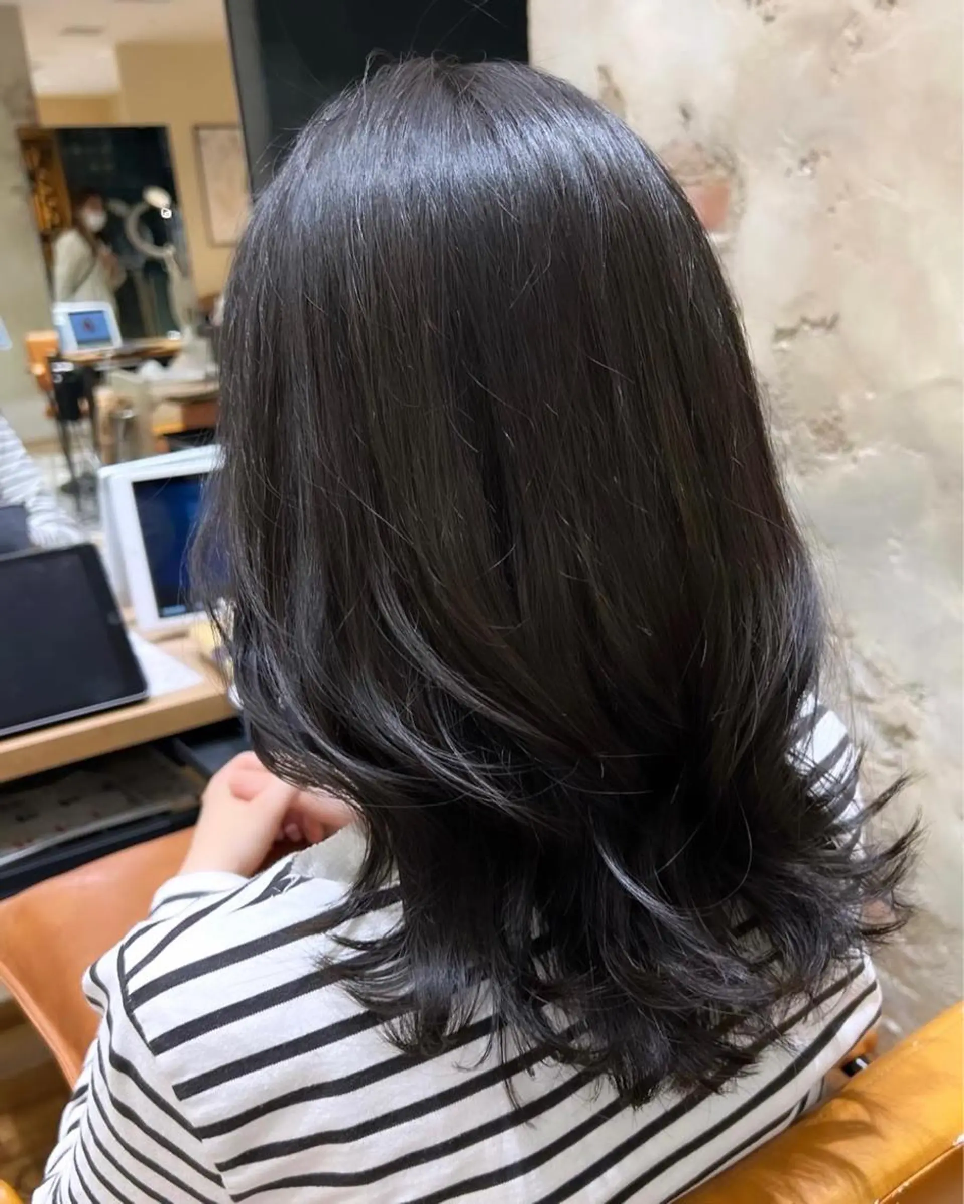 ミディアム くびれヘア 髪質改善 カット ヘアカラー トリートメント 🧡くびれヘア/前髪 顔周り🧡久原結衣のヘアスタイル