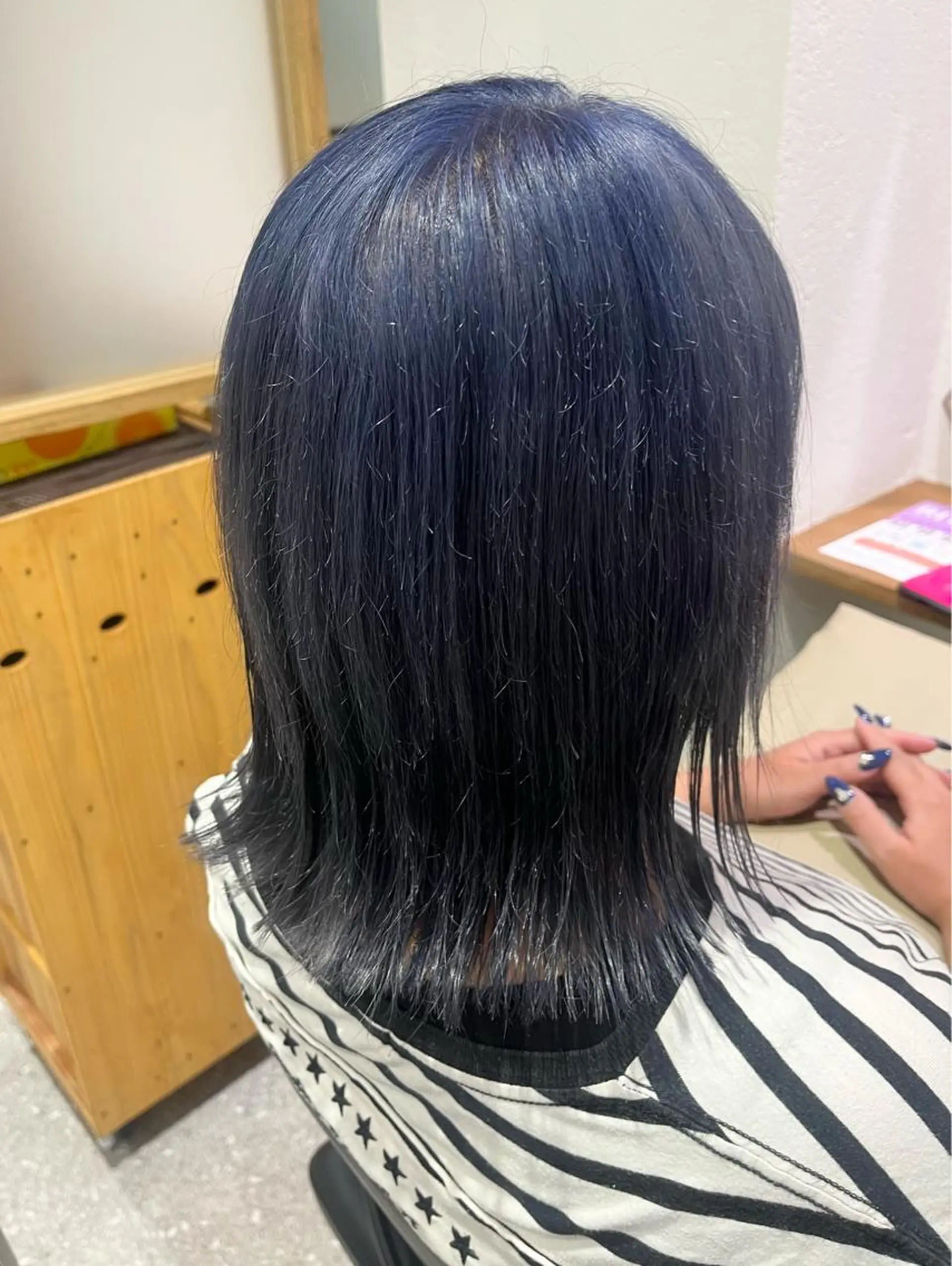 カラー ブリーチ ブルーカラー シルバー ヘアカラー ✿ すずかのヘアスタイル