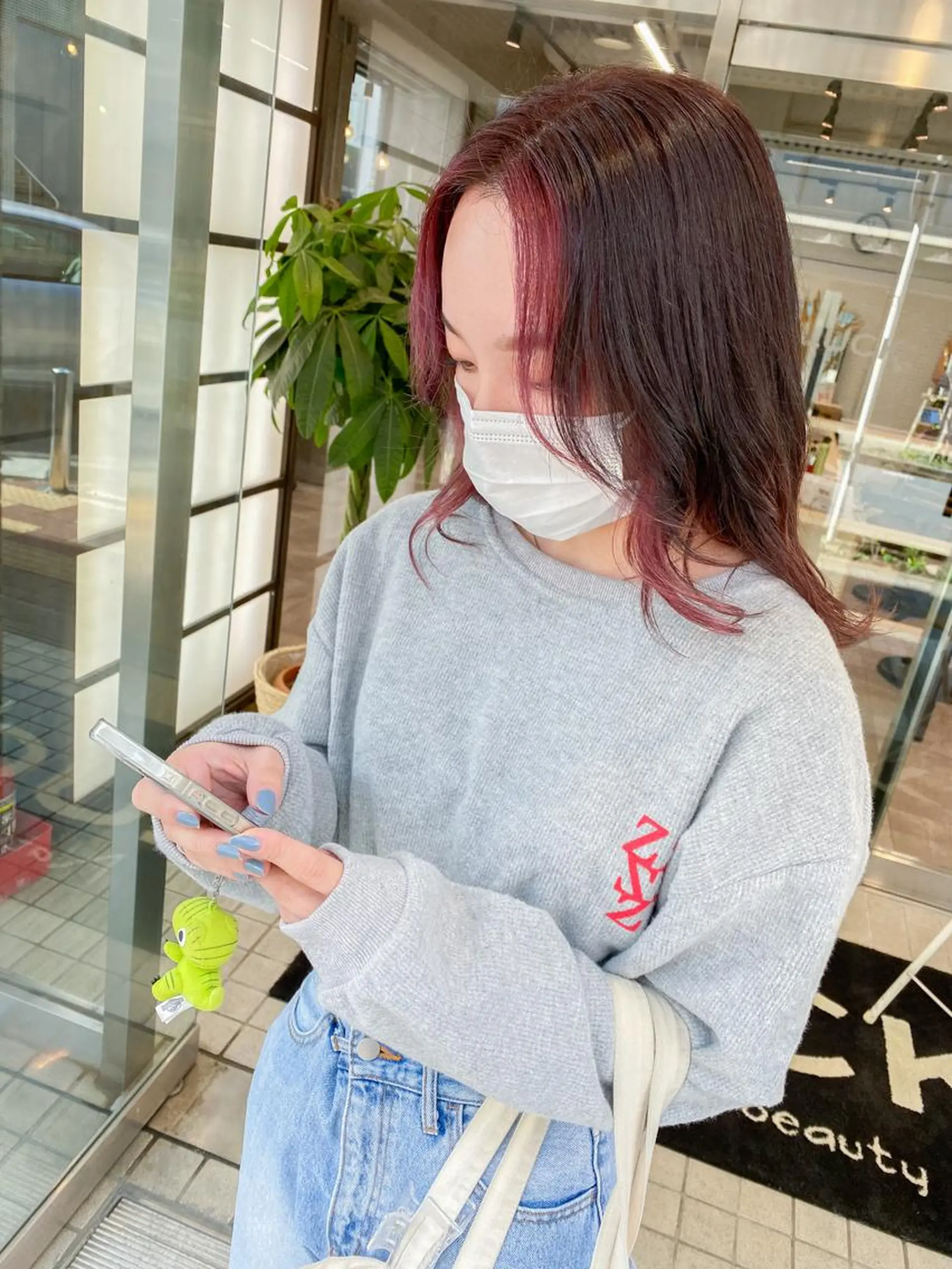 セミロング カラー ブリーチ 副店長 💐MIZUKI💐のヘアスタイル