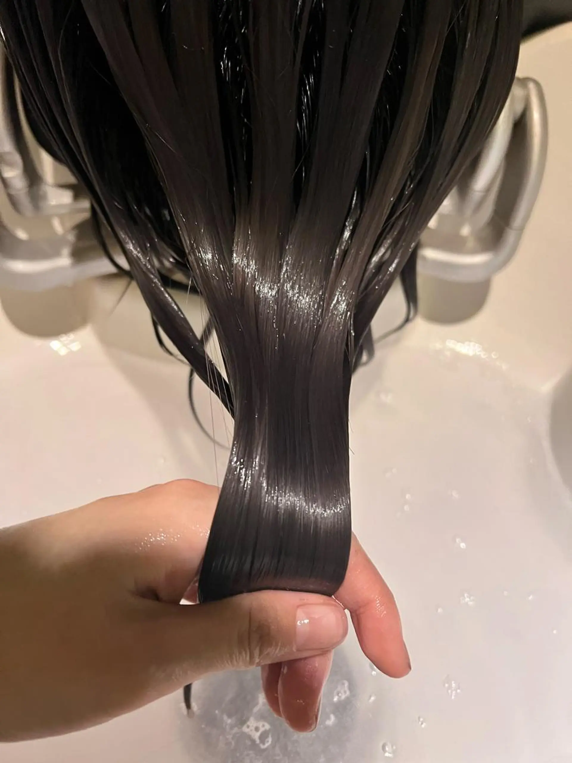 カラー 🌺まなみ/ うる艶カラー🌺のヘアスタイル