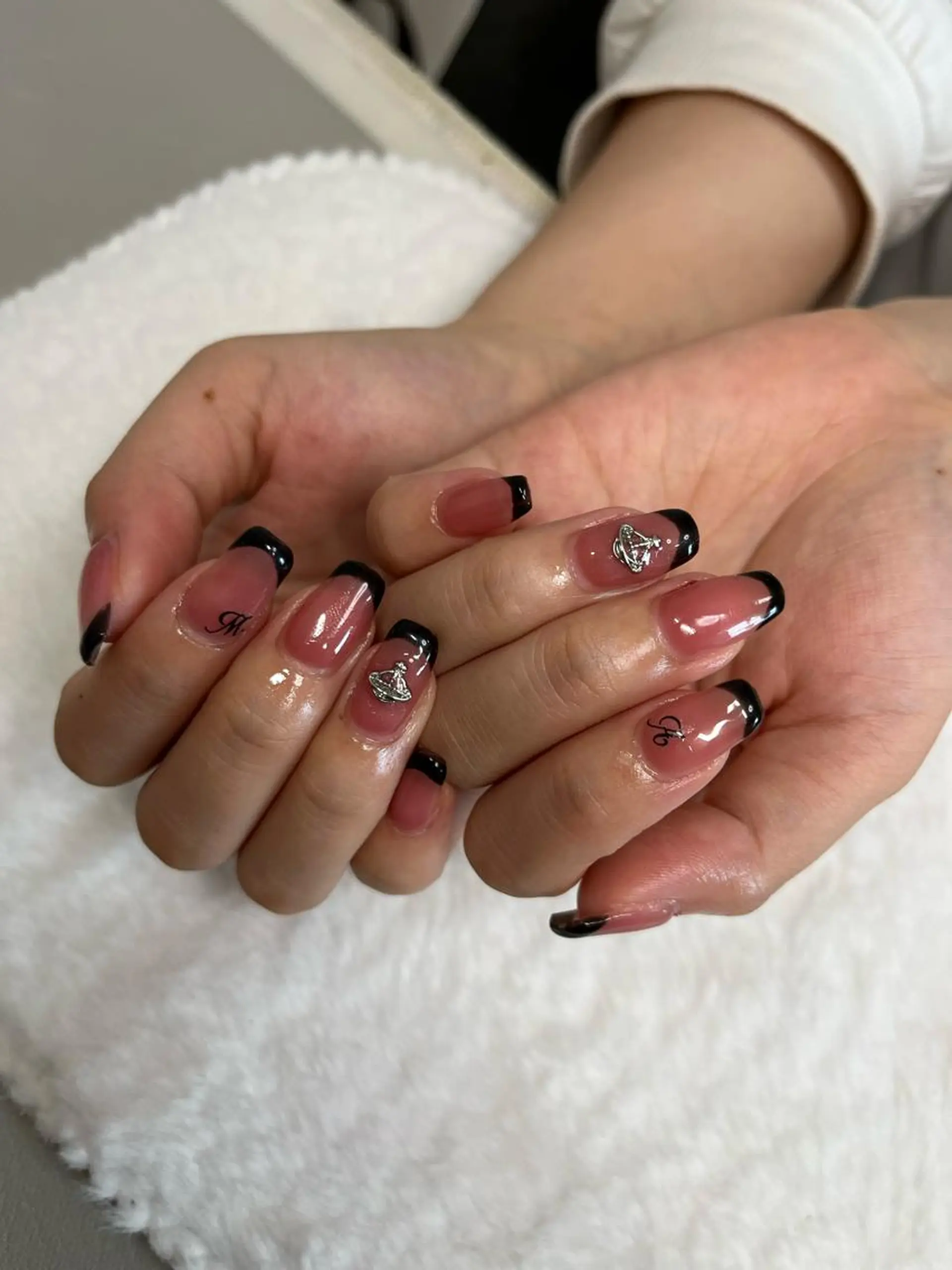 ネイル ハンドネイル nail.salon .Reversalのネイルデザイン