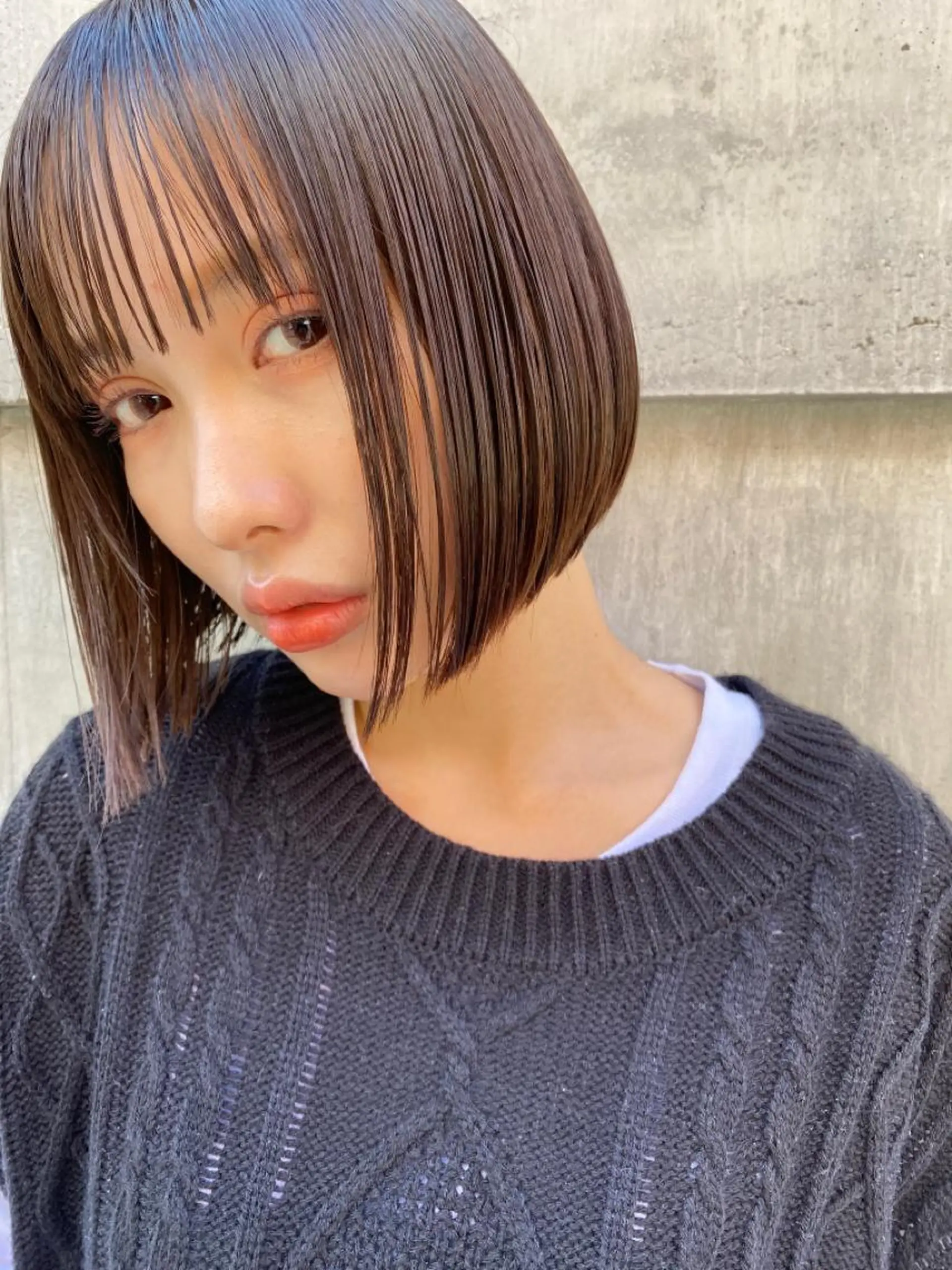 ミディアム カラー パーマ ヘアアレンジ ネイル マツエク・マツパ アイブロウ 前髪パーマ/割れ癖 /レイヤー/駅近のヘアスタイル