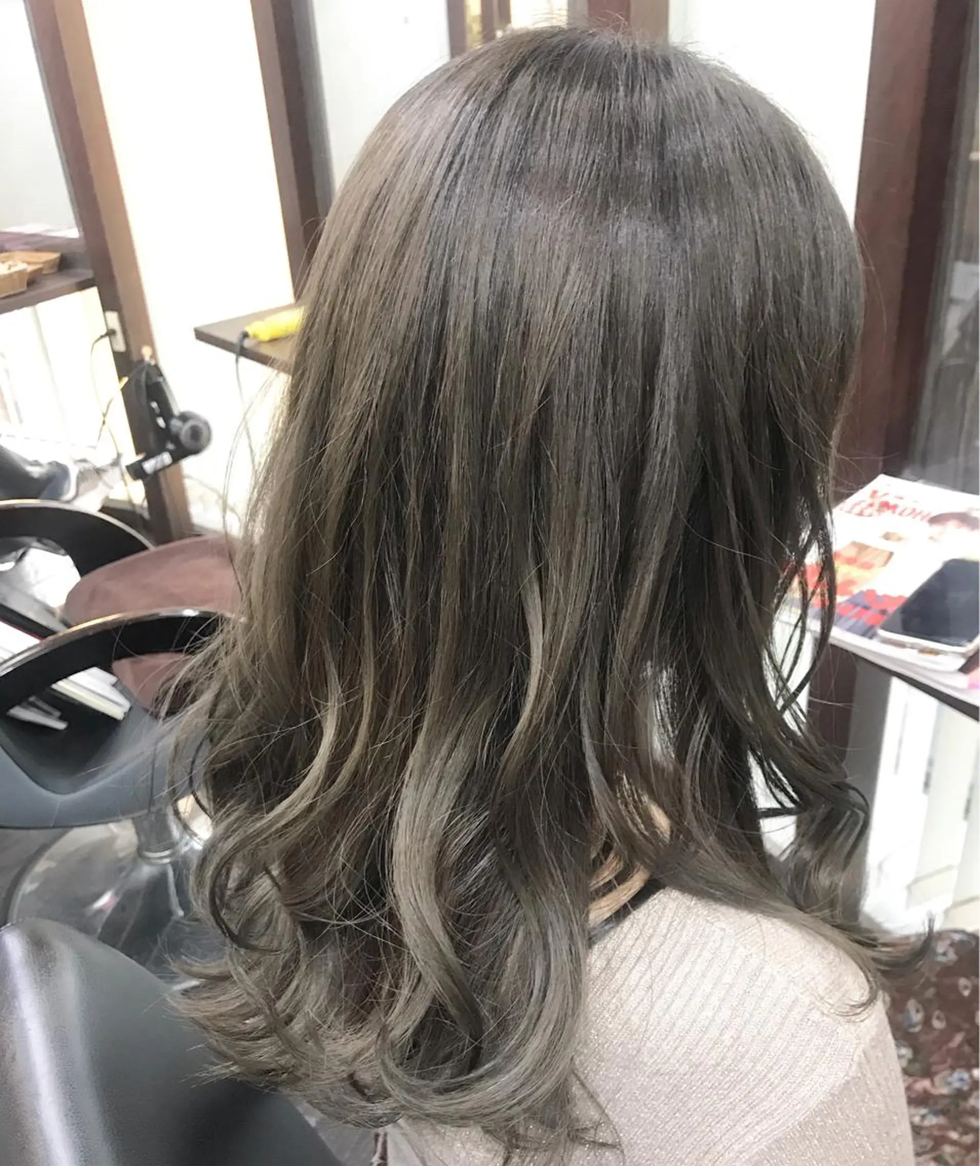 セミロング カラー グレージュ ヘアカラー トリートメント cocoru所属・＊横浜駅＊ 金子 誠也のヘアスタイル