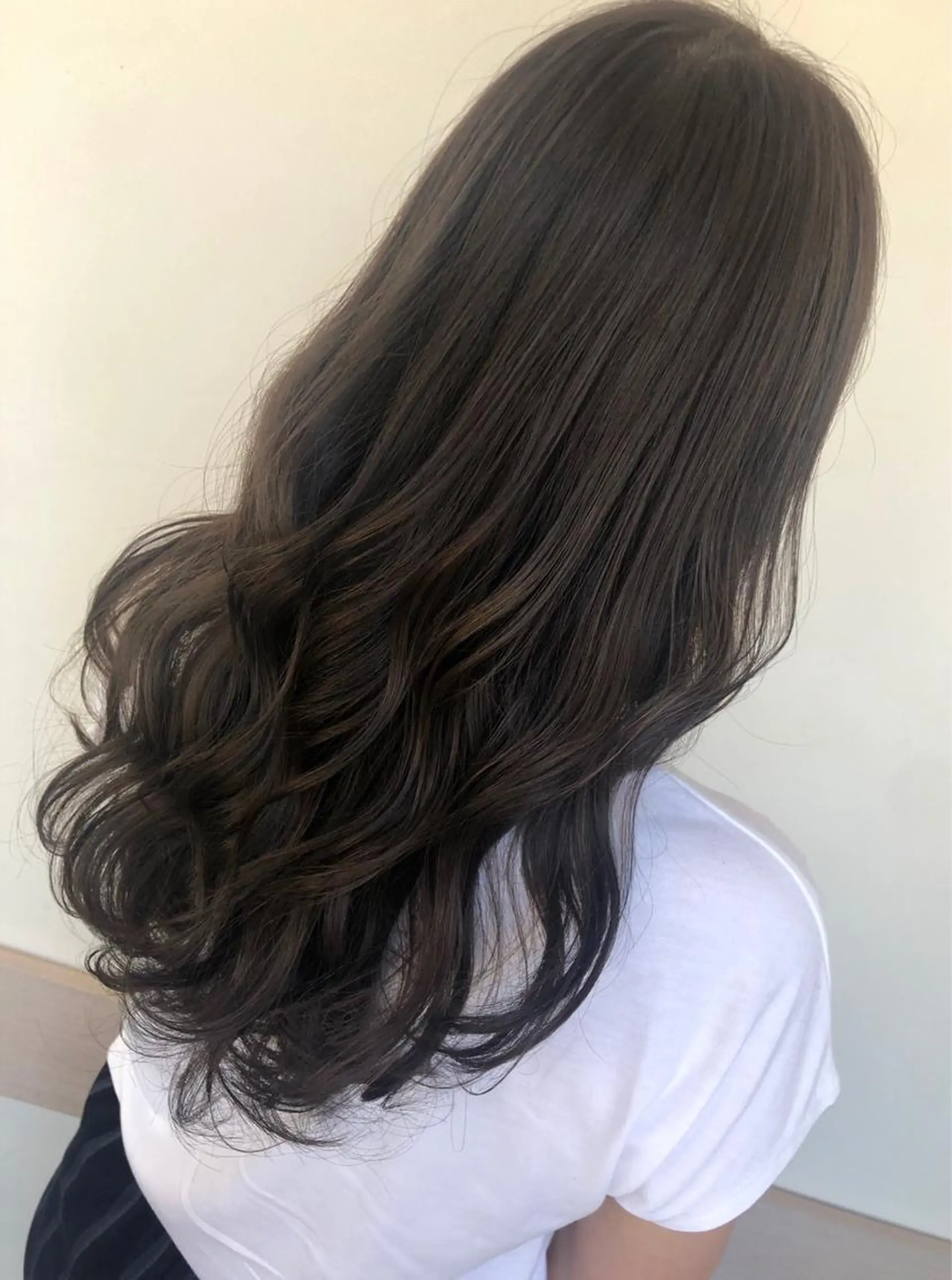 ロング カラー アッシュ ブリーチ ハイライトカラー ハイライト シールエクステ/ 髪質改善💐yuuのヘアスタイル