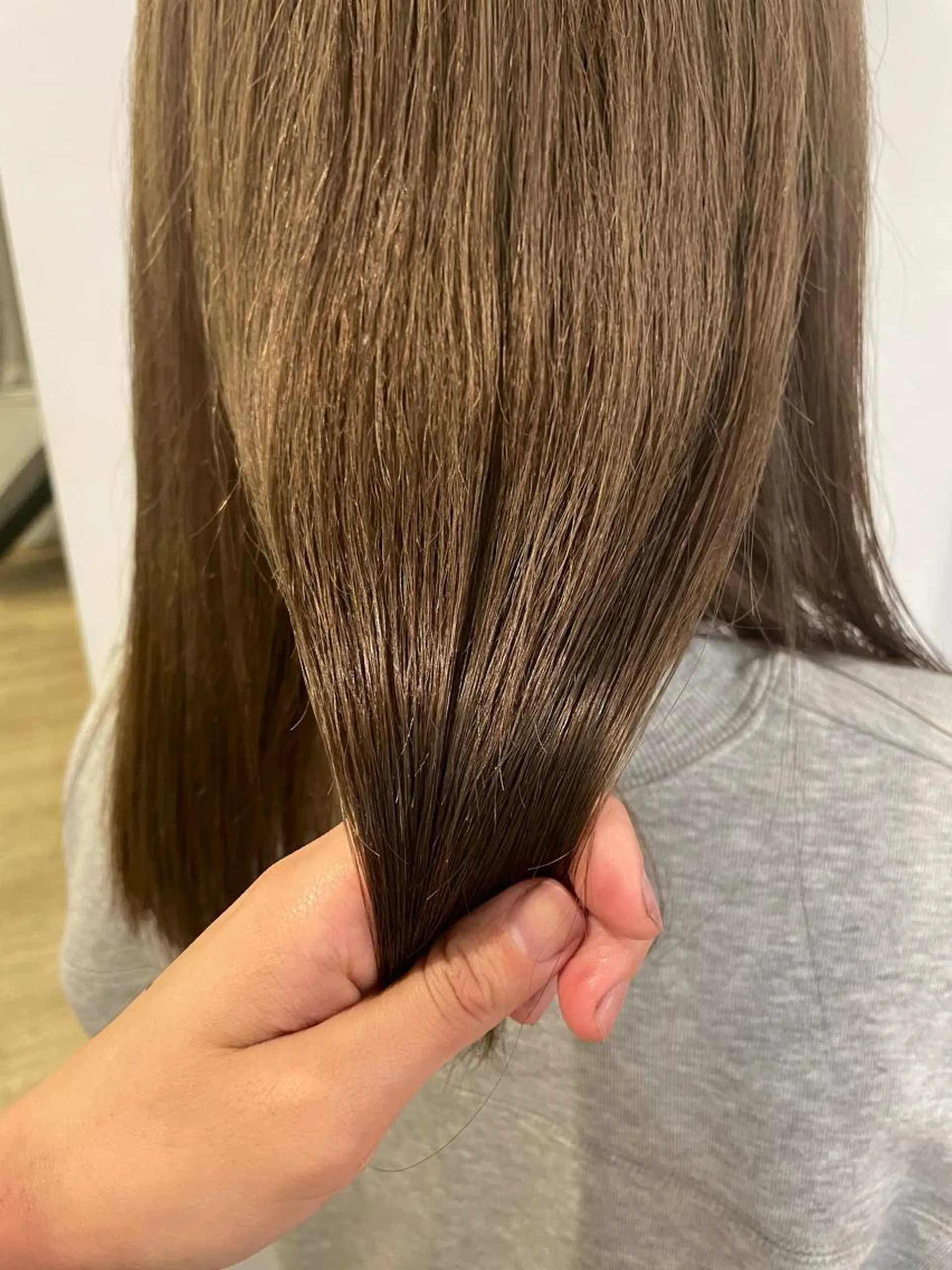 カラー ベージュカラー 大迫 江梨のヘアスタイル