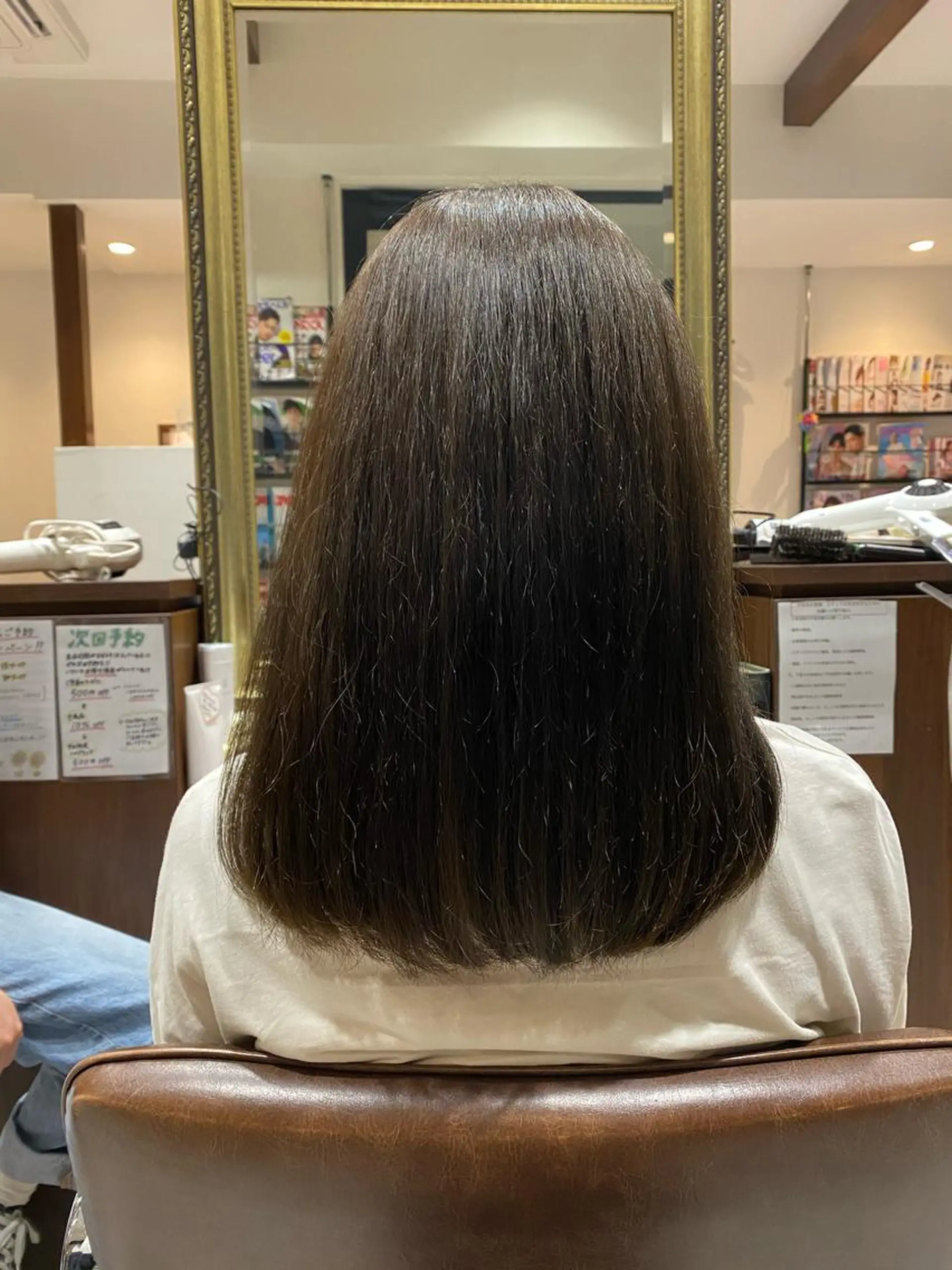 セミロング 🌿ストレート🌿 髪質改善☘️シュウヤのヘアスタイル