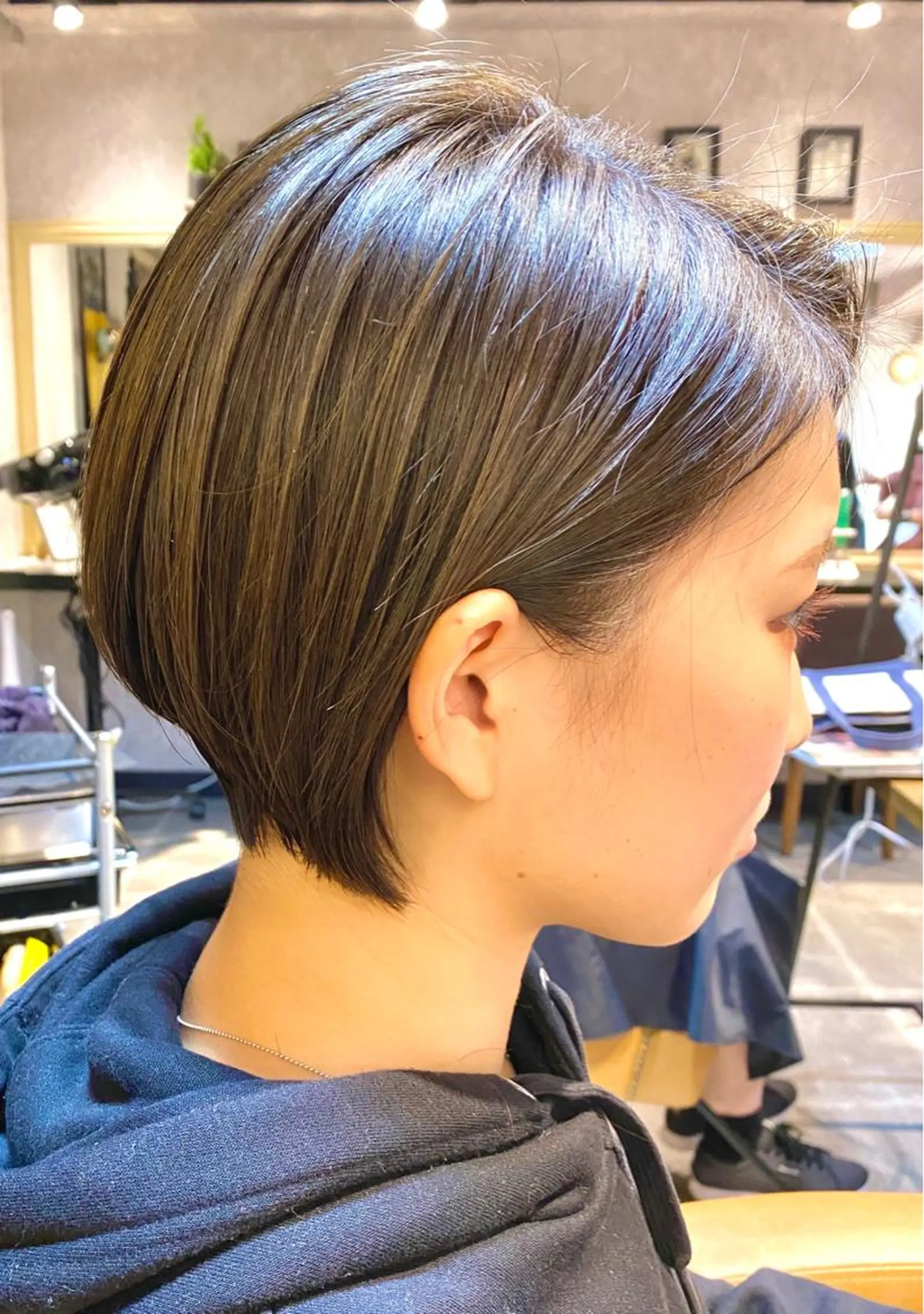 ショート カラー ボブ Lond re Maison.原宿のヘアスタイル