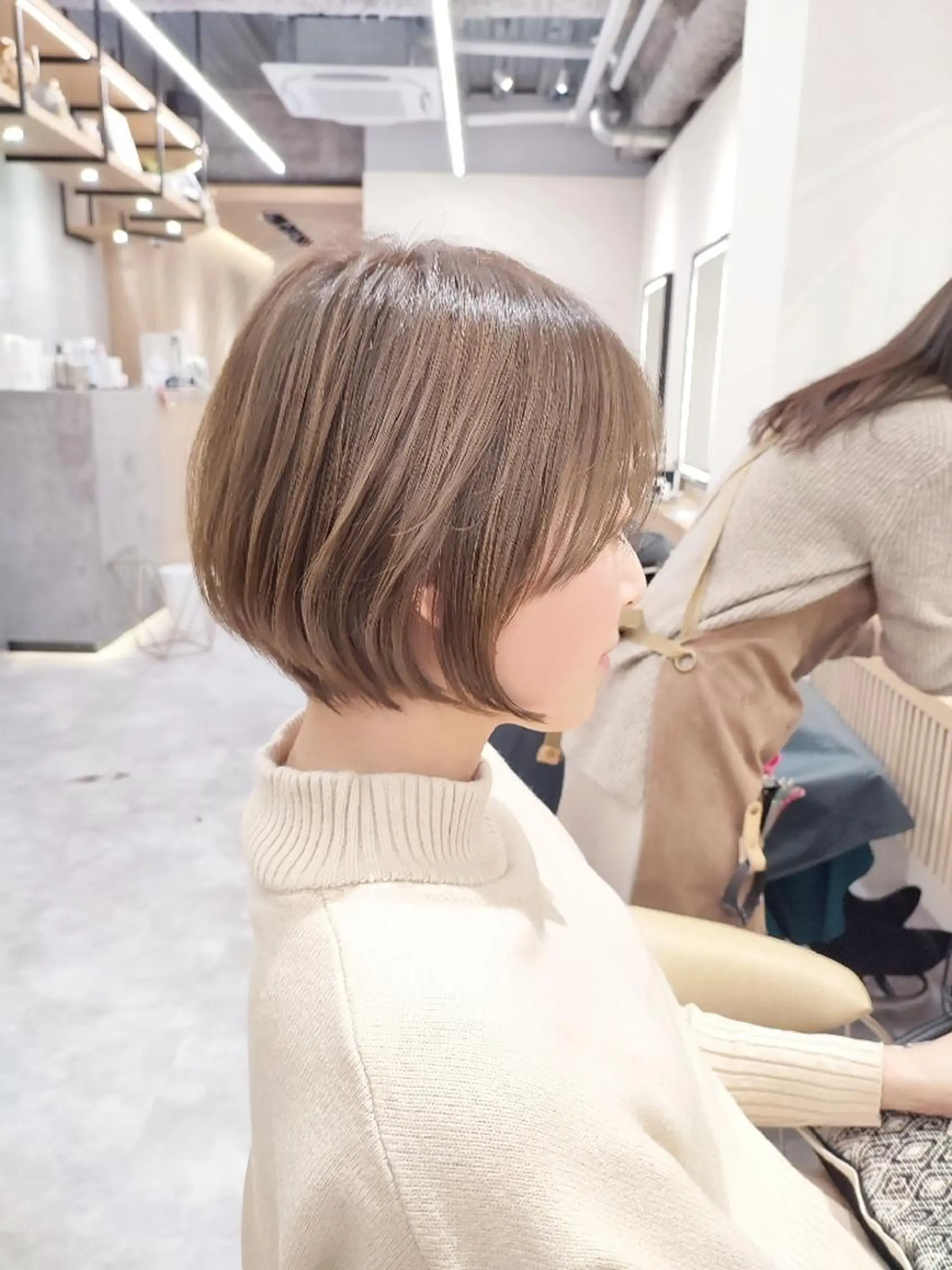 ショート ショートボブ ボブ ショートヘア Lond profil 浦和所属・【ショート・パーマ・ ボブ・レイヤー】海気のヘアスタイル
