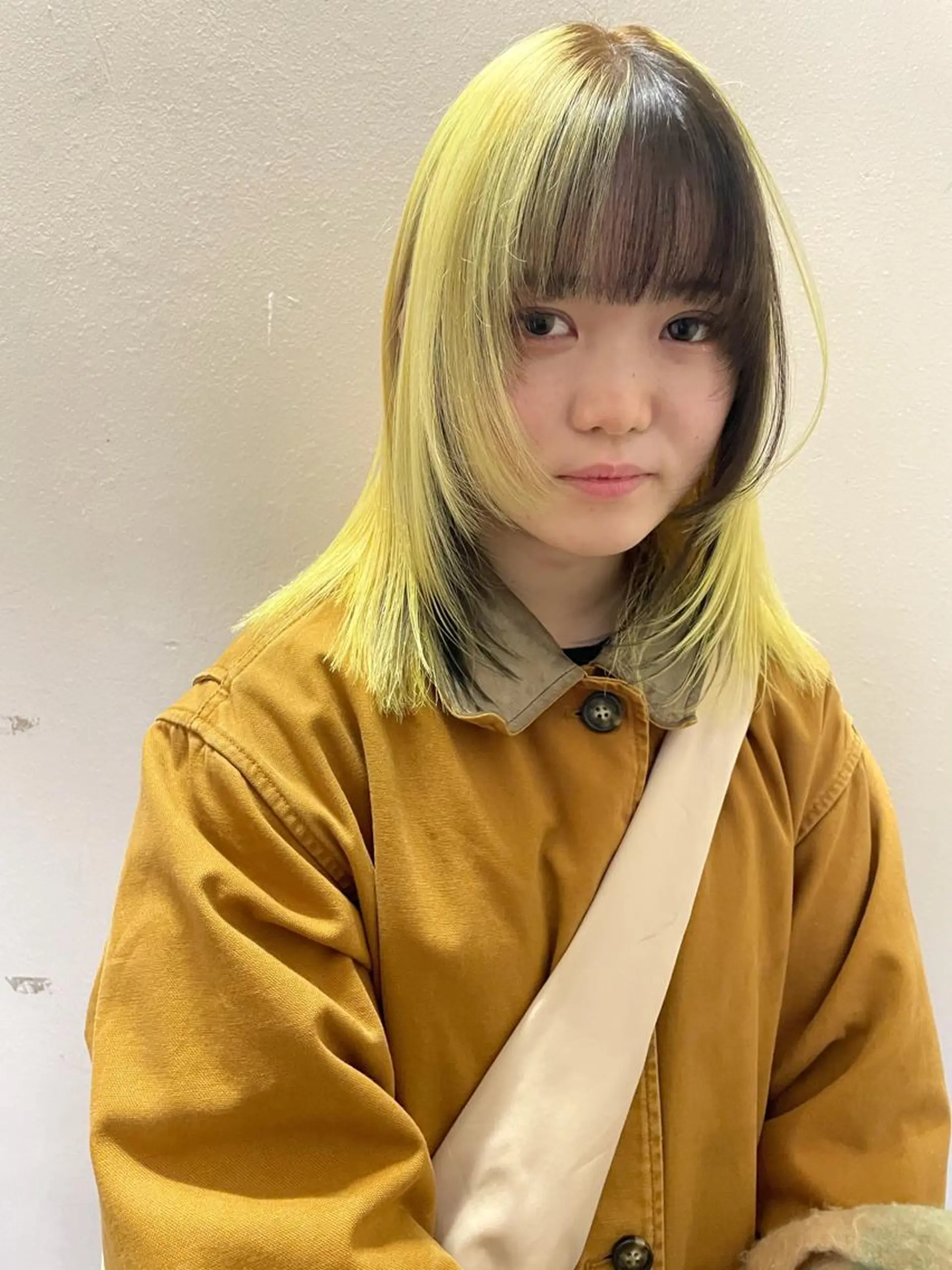 ミディアム カラー ヘアアレンジ レイヤーカット 丸山渉/パーマ エフェクトブリーチのヘアスタイル
