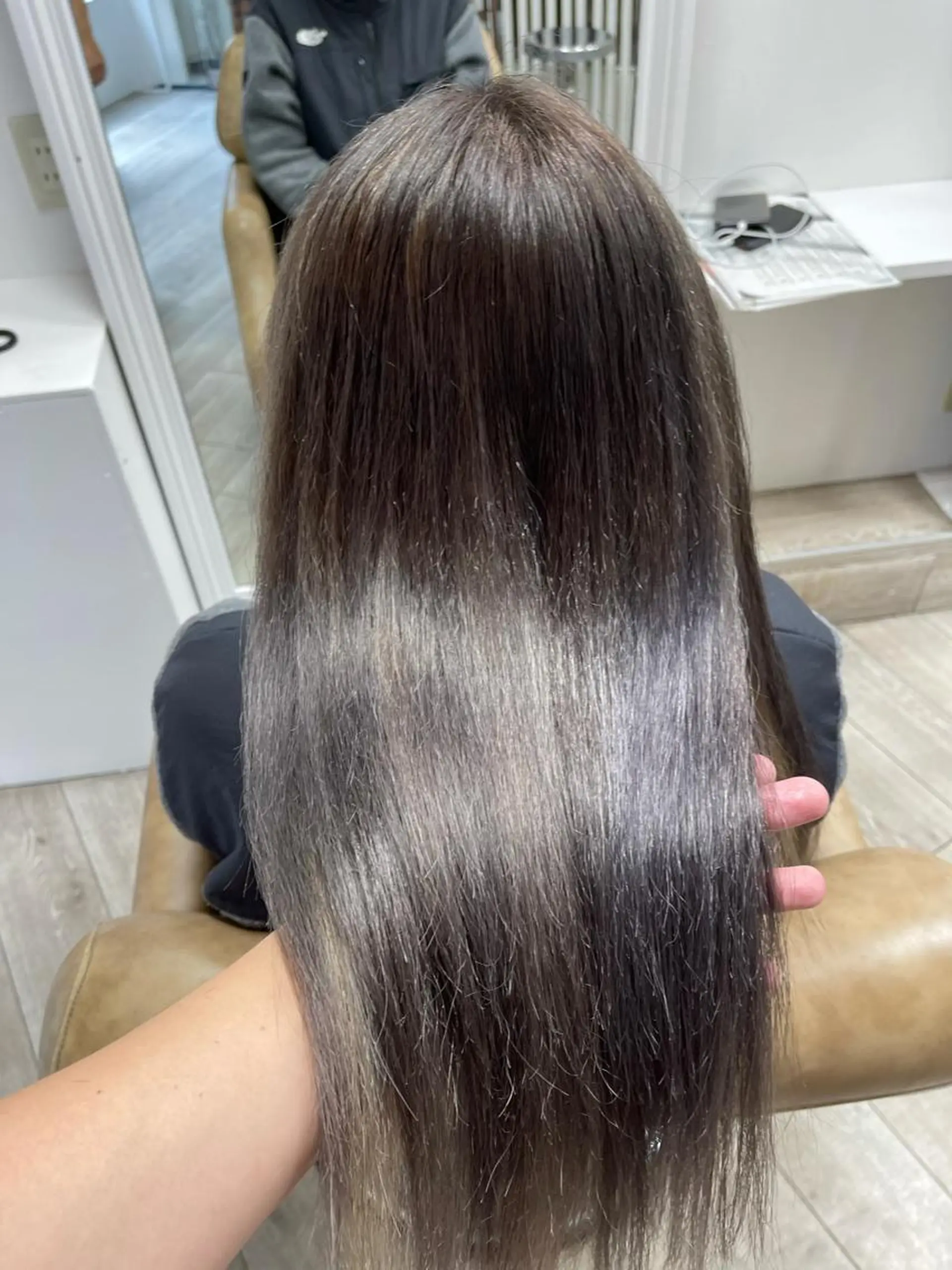 ミディアム 酸性ストレート カット 縮毛矯正 川崎 龍馬のヘアスタイル