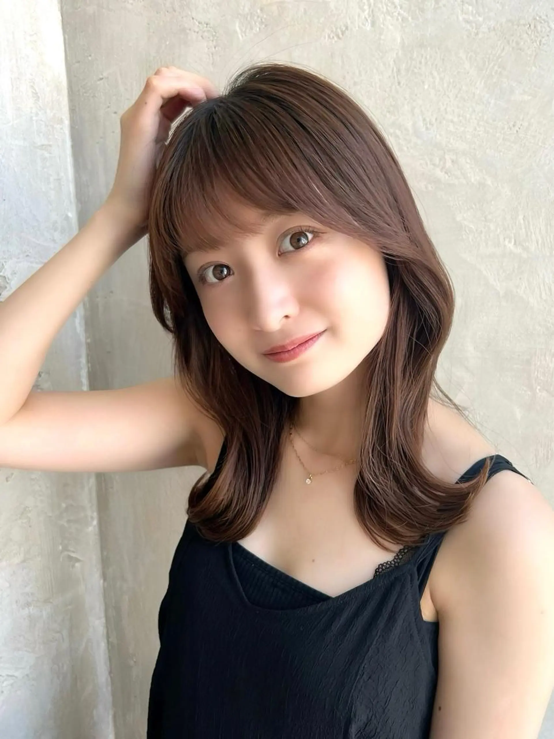 セミロング カラー ベージュカラー ブラウンカラー くびれヘア 髪質改善 縮毛矯正 カット ヘアカラー トリートメント 🧡くびれヘア/前髪 顔周り🧡久原結衣のヘアスタイル
