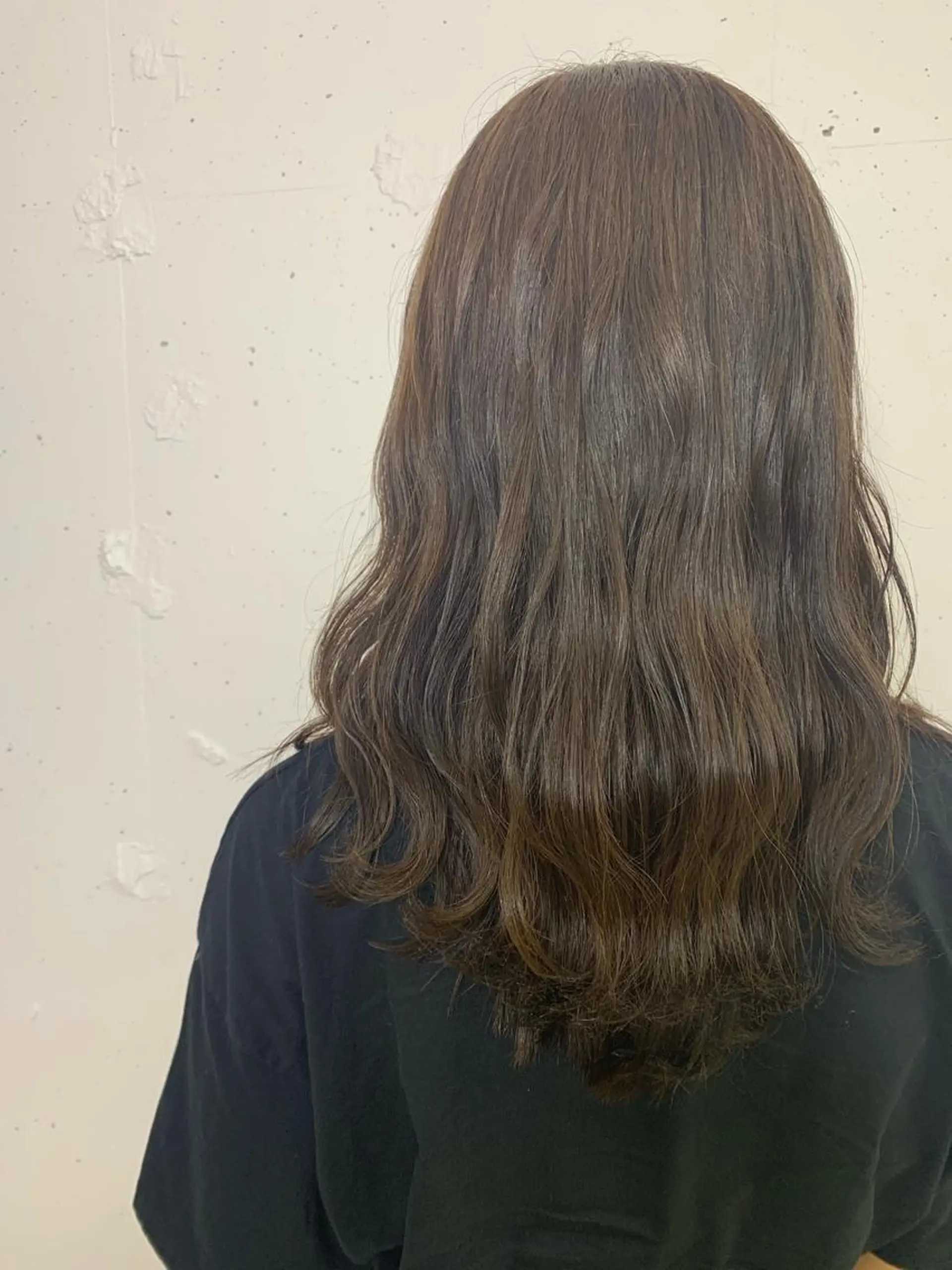 ロング カラー raika .のヘアスタイル