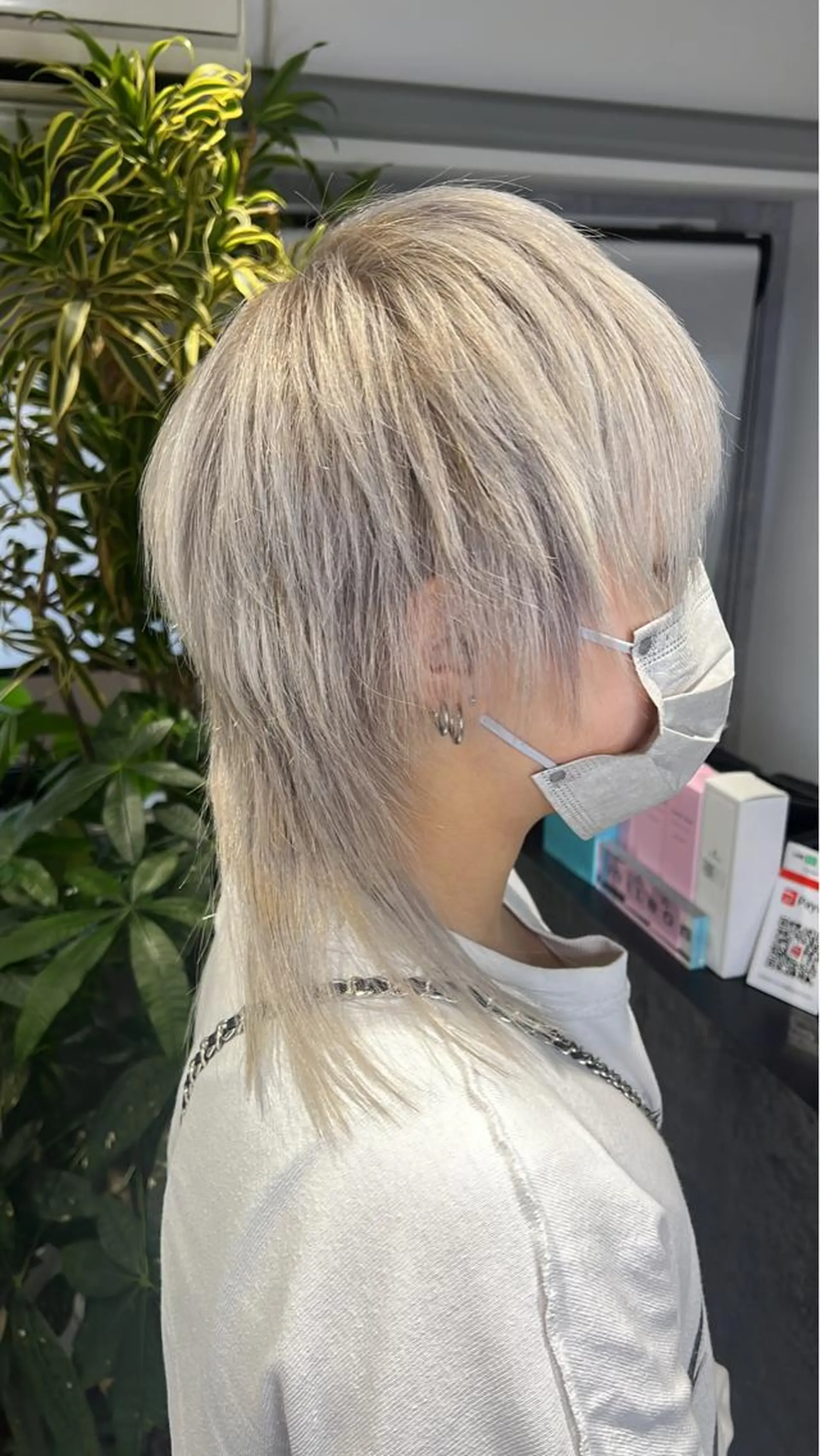 セミロング カラー mimiiy梅田 中崎町ハイトーンのヘアスタイル