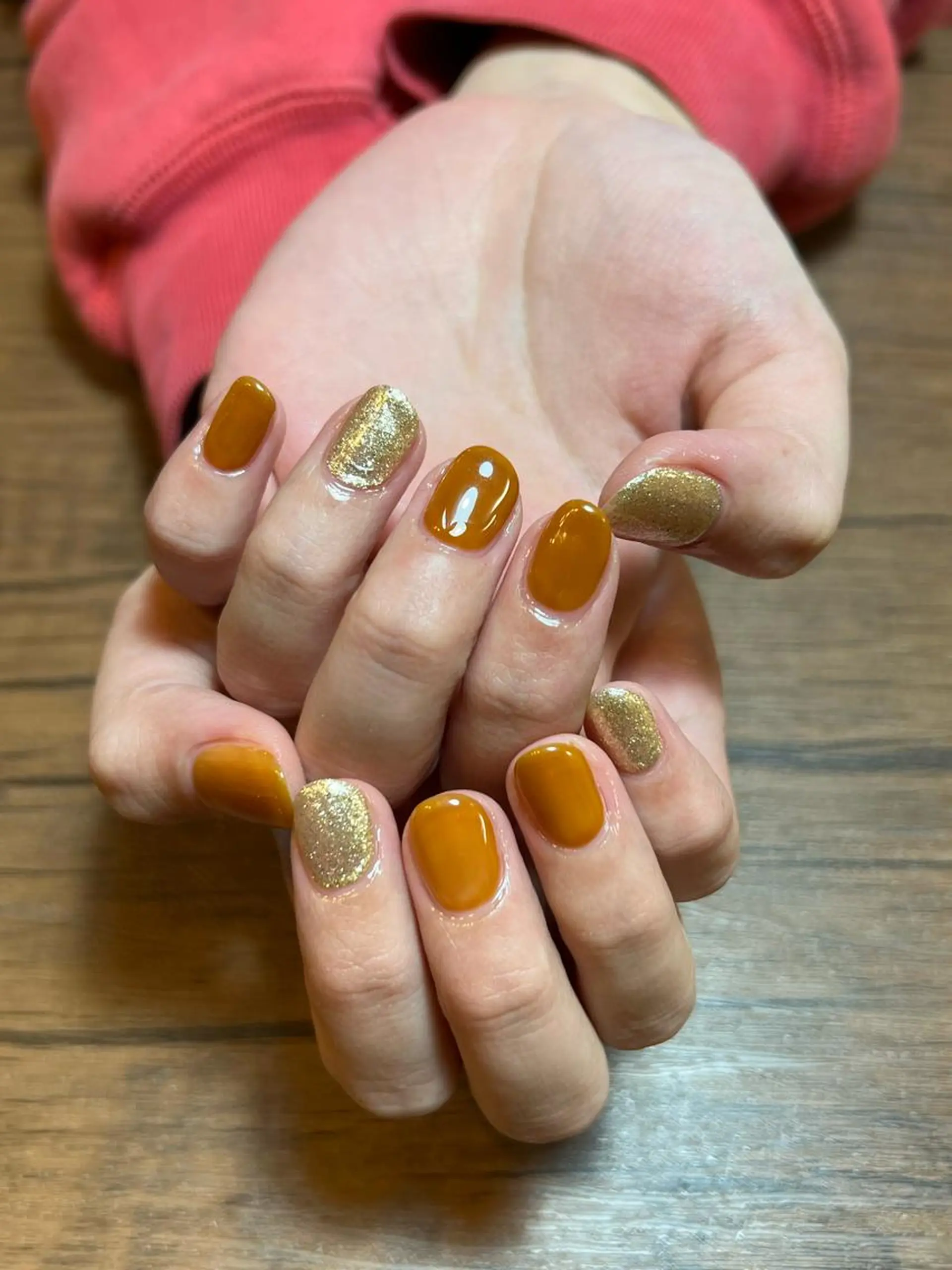 ネイル ワンカラーネイル ハンドネイル HENRIETTA NAILSALONのネイルデザイン