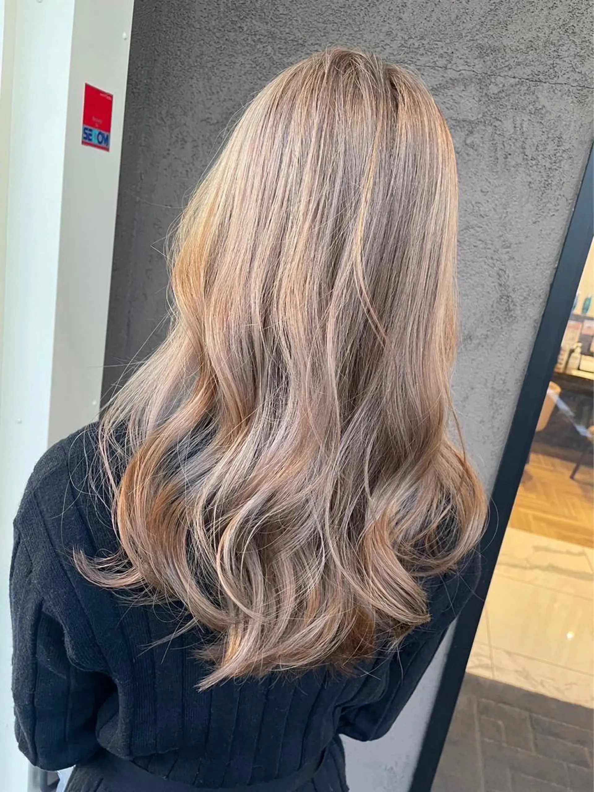 ロング 小島 陽成のヘアスタイル