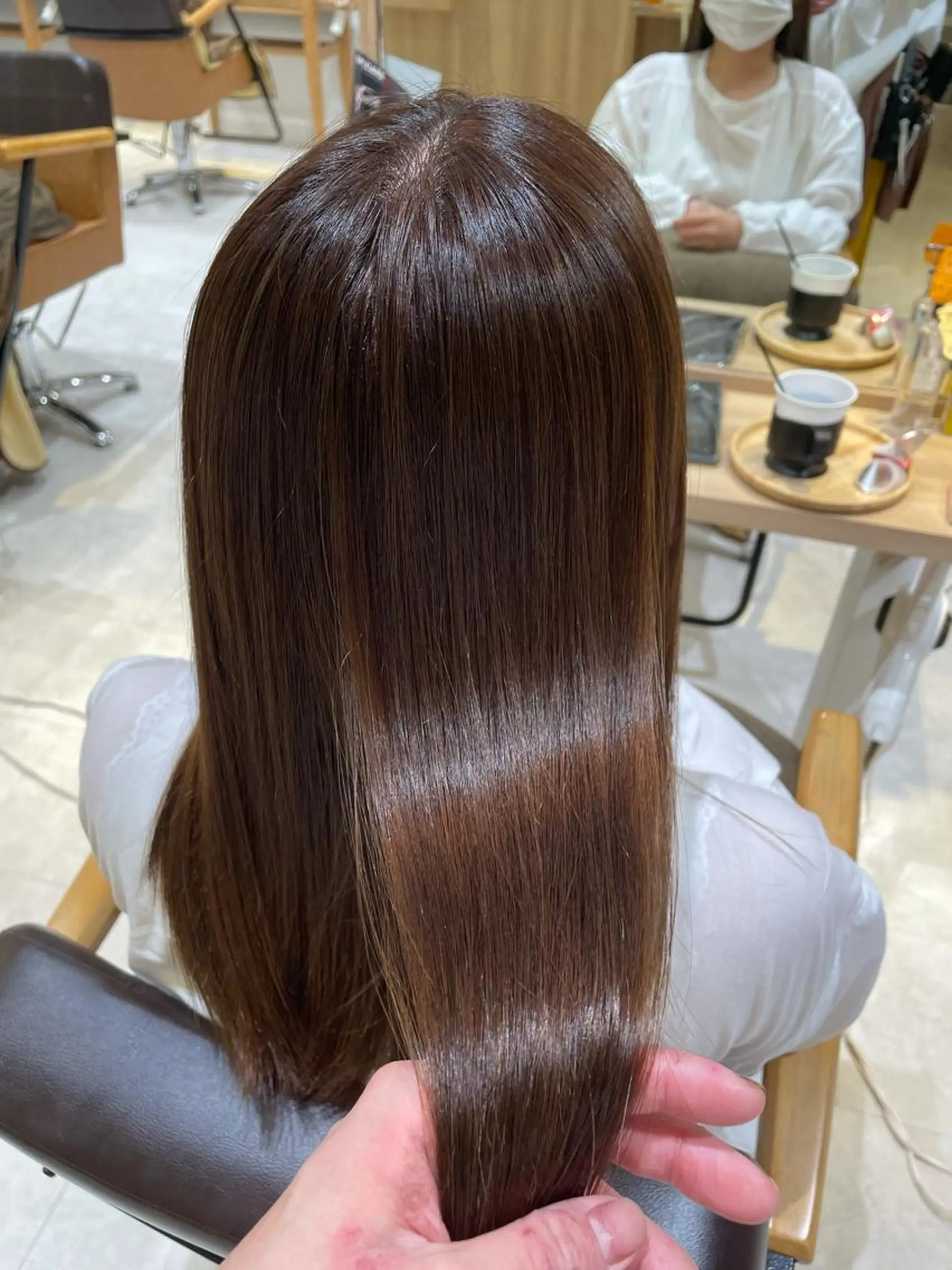 セミロング パーマ トリートメント 酸熱トリートメント 心斎橋/ブリーチなし 髪質改善/レイヤーのヘアスタイル