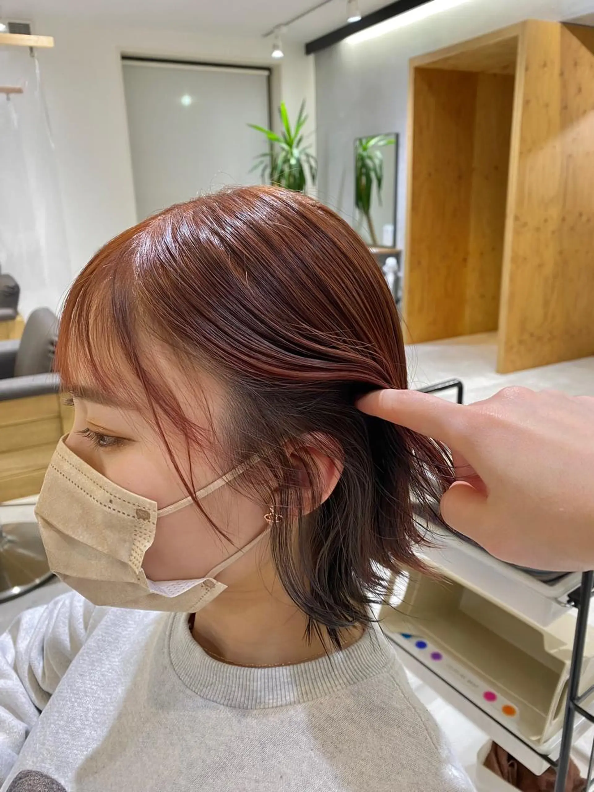 ショート 梅本 彩香のヘアスタイル