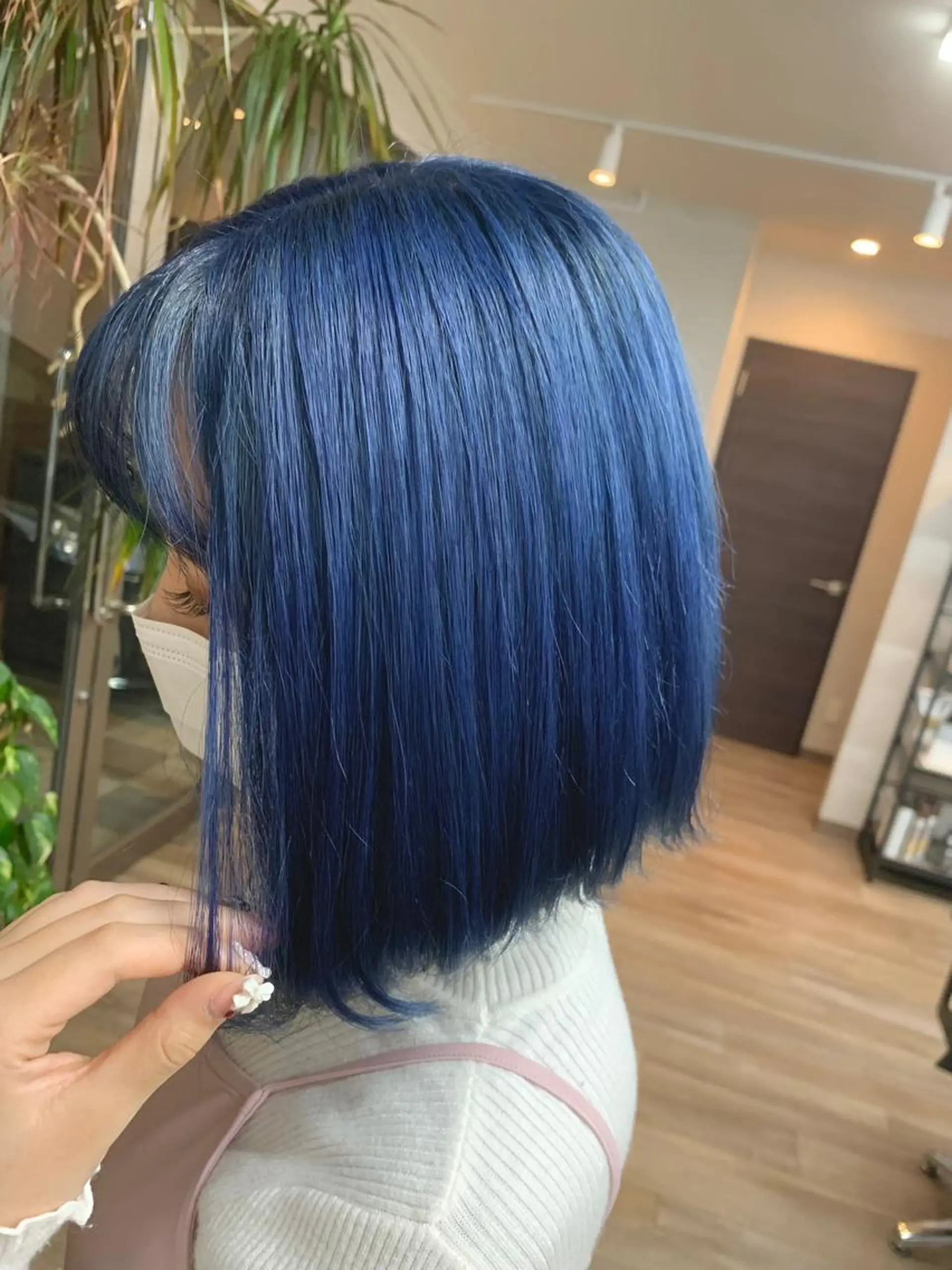 カラー バレイヤージュ ブリーチ ブルーカラー ケアブリーチ ダブルカラー 🌷かわばた めい🌷のヘアスタイル
