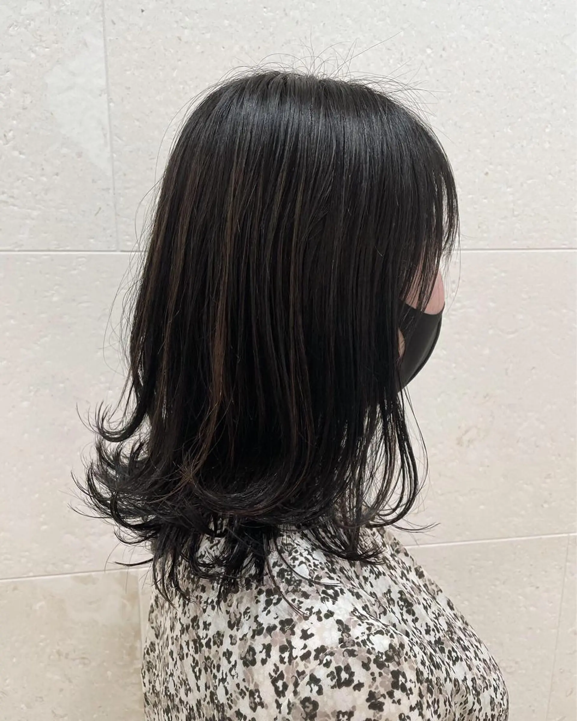 セミロング カラー ヘアカラー トリートメント 斉藤 貴也のヘアスタイル