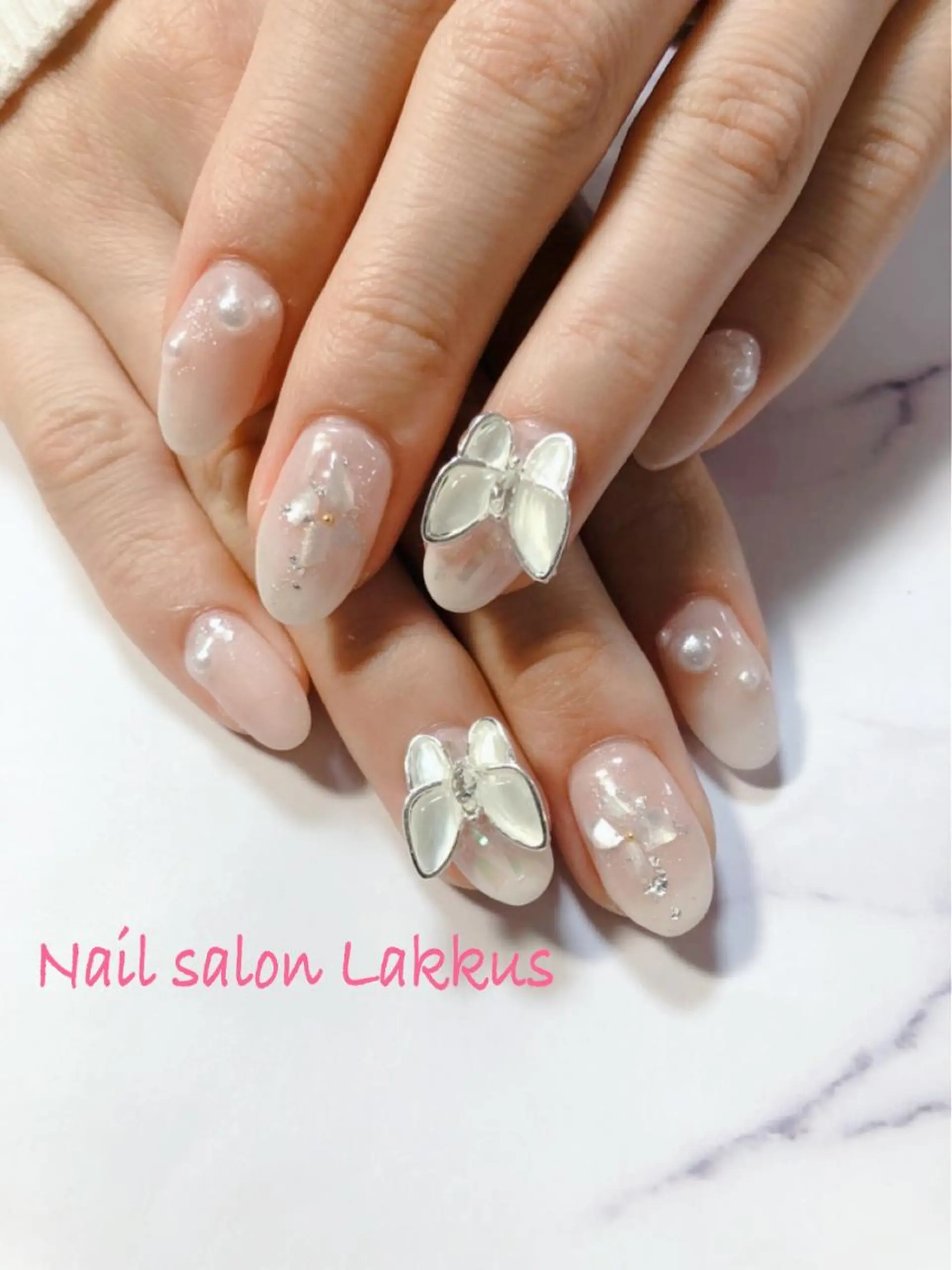 ネイル Lakkus T－CHIのネイルデザイン