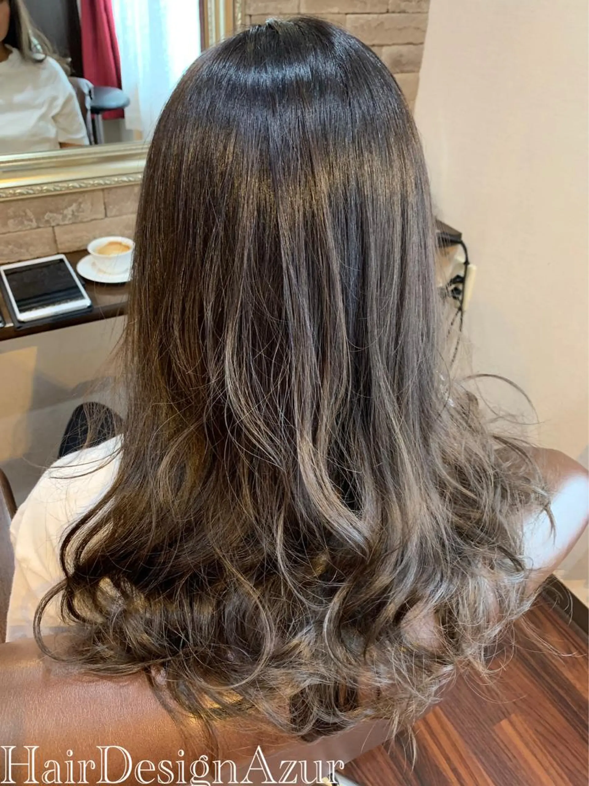 ロング カラー HairDesign Azurのヘアスタイル