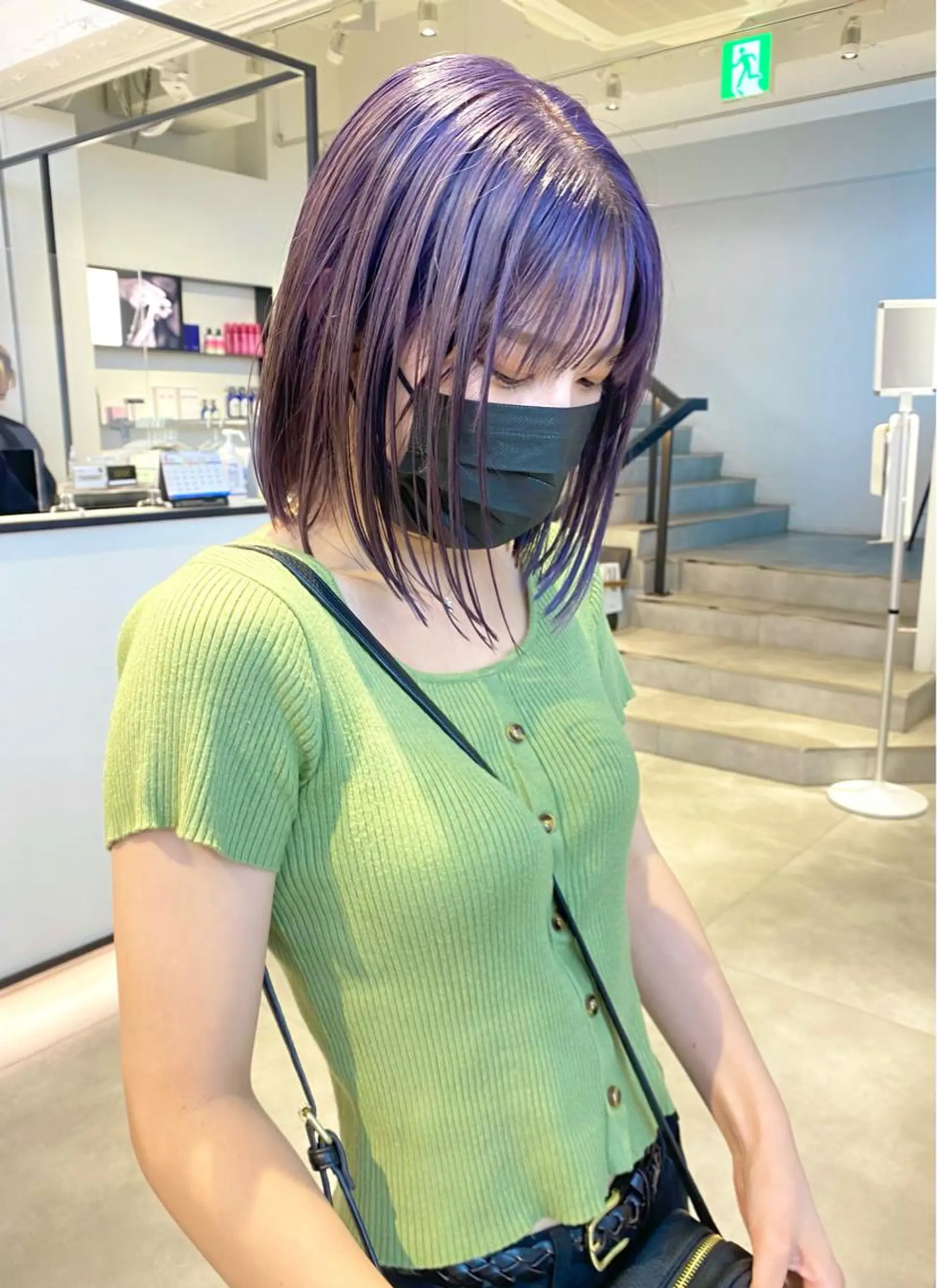 ショート カラー ブリーチ パープルカラー カット ヘアカラー Kureha/ネイル レイヤー/酸性縮毛のヘアスタイル
