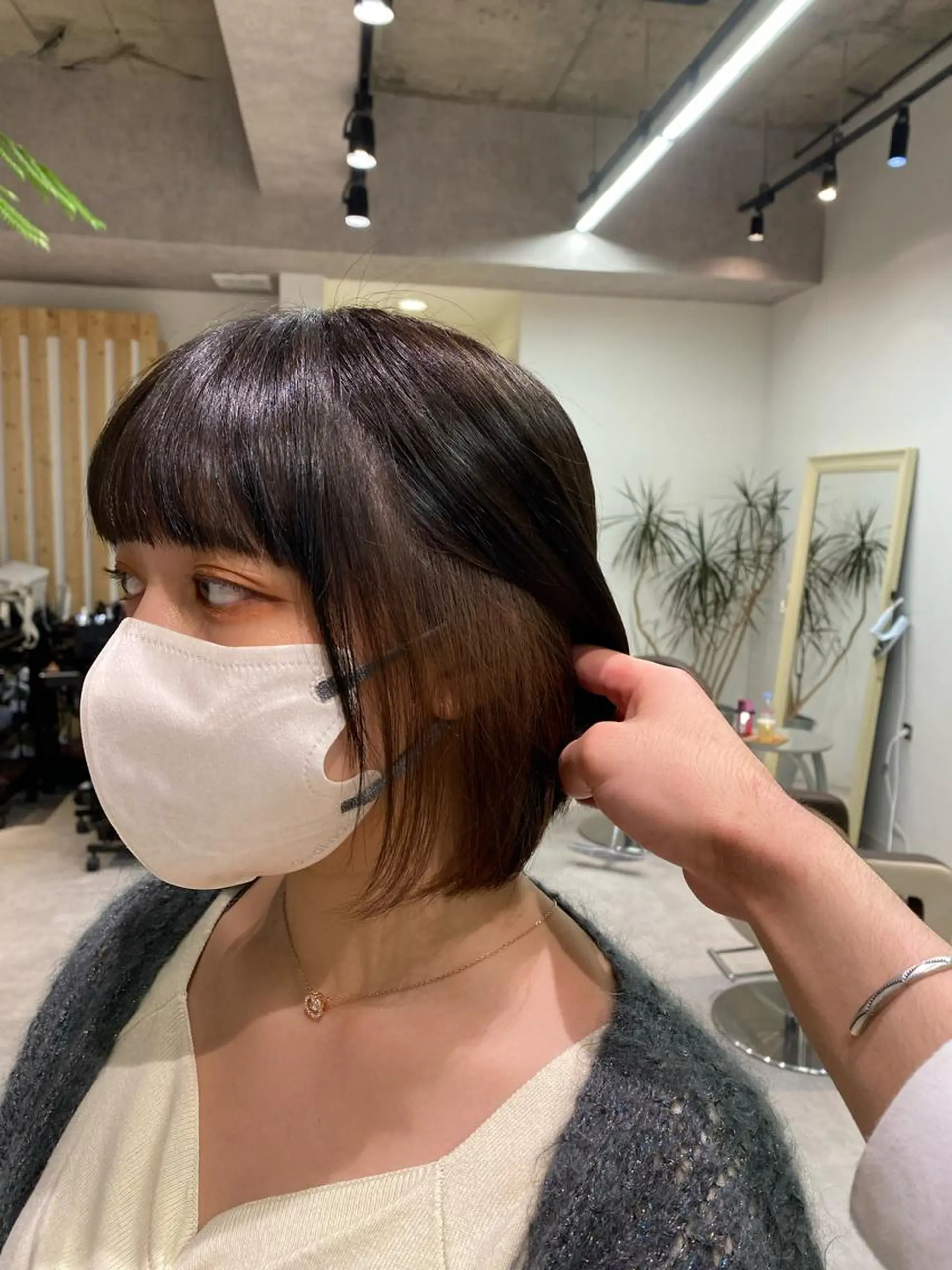 ショート カラー ブリーチ メンズパーマ支配率 No.1🔥坂井那吏のヘアスタイル