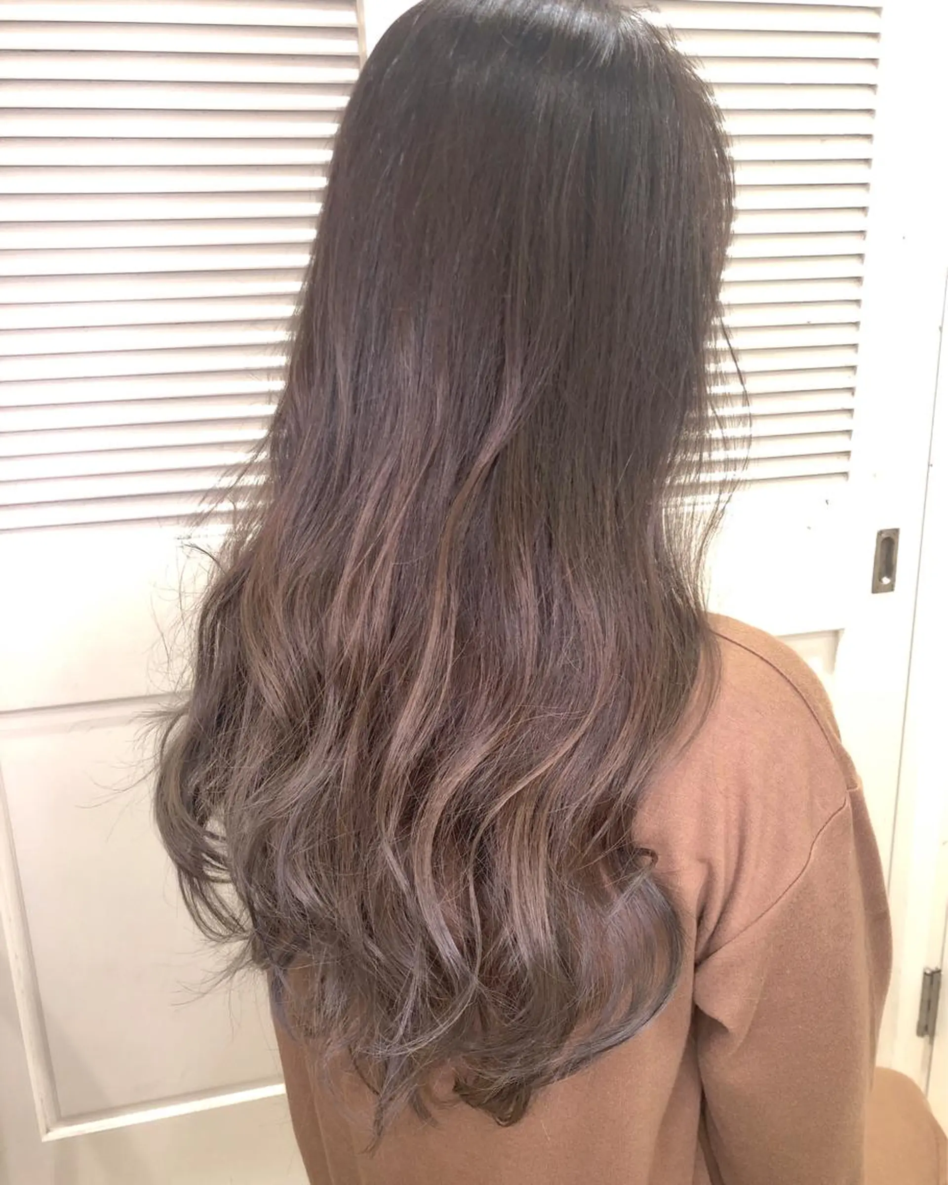 ロング レイヤーカット ヘアカラー 南都 良太のヘアスタイル