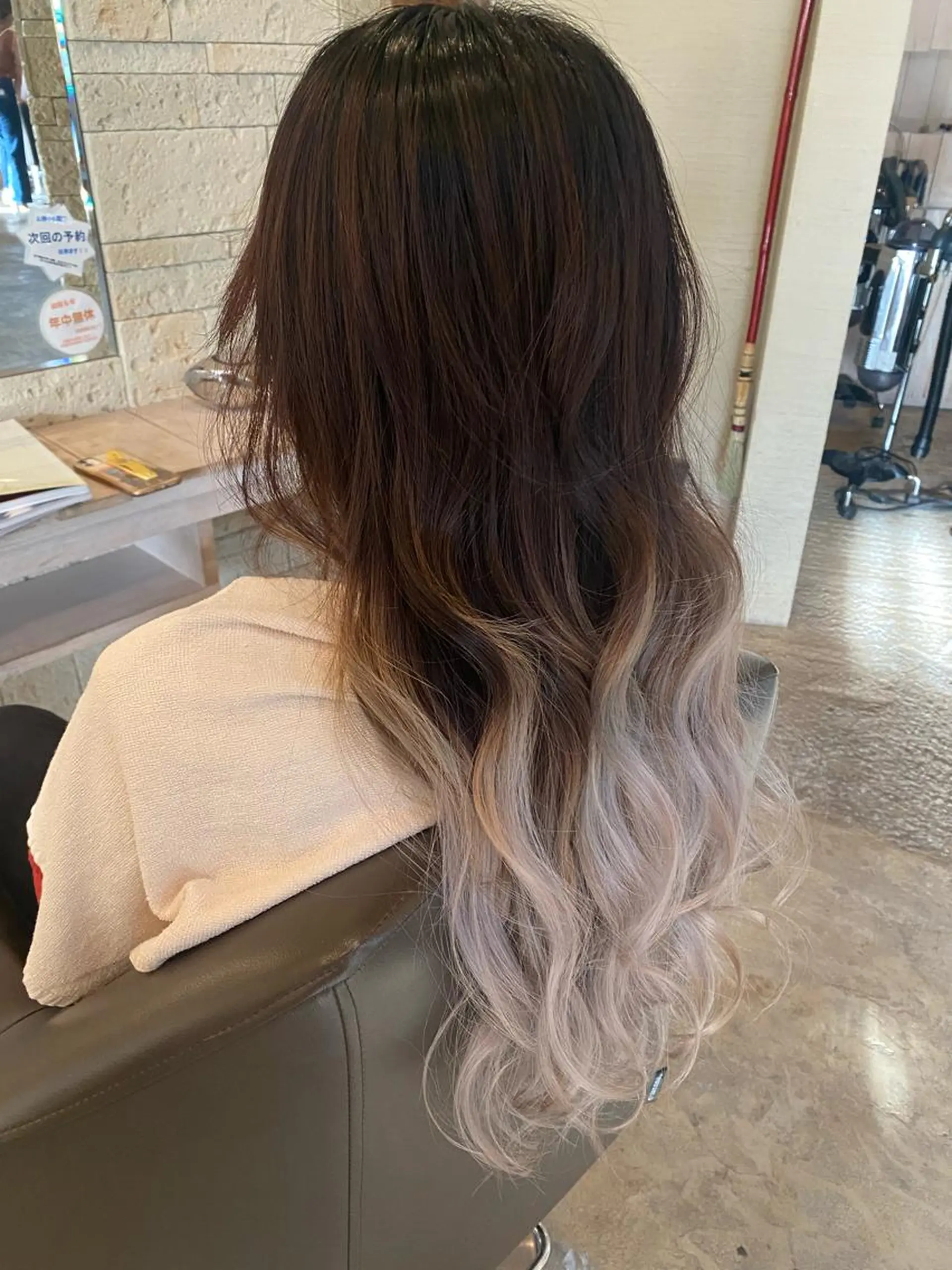 ロング カラー グラデーションカラー 小塚 和眞のヘアスタイル