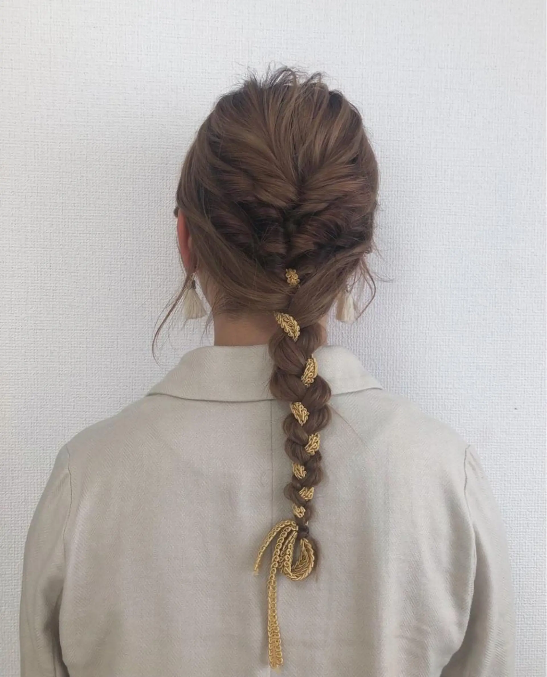 セミロング カラー ヘアアレンジ Of　HAIR所属・外山 なつ美のヘアスタイル