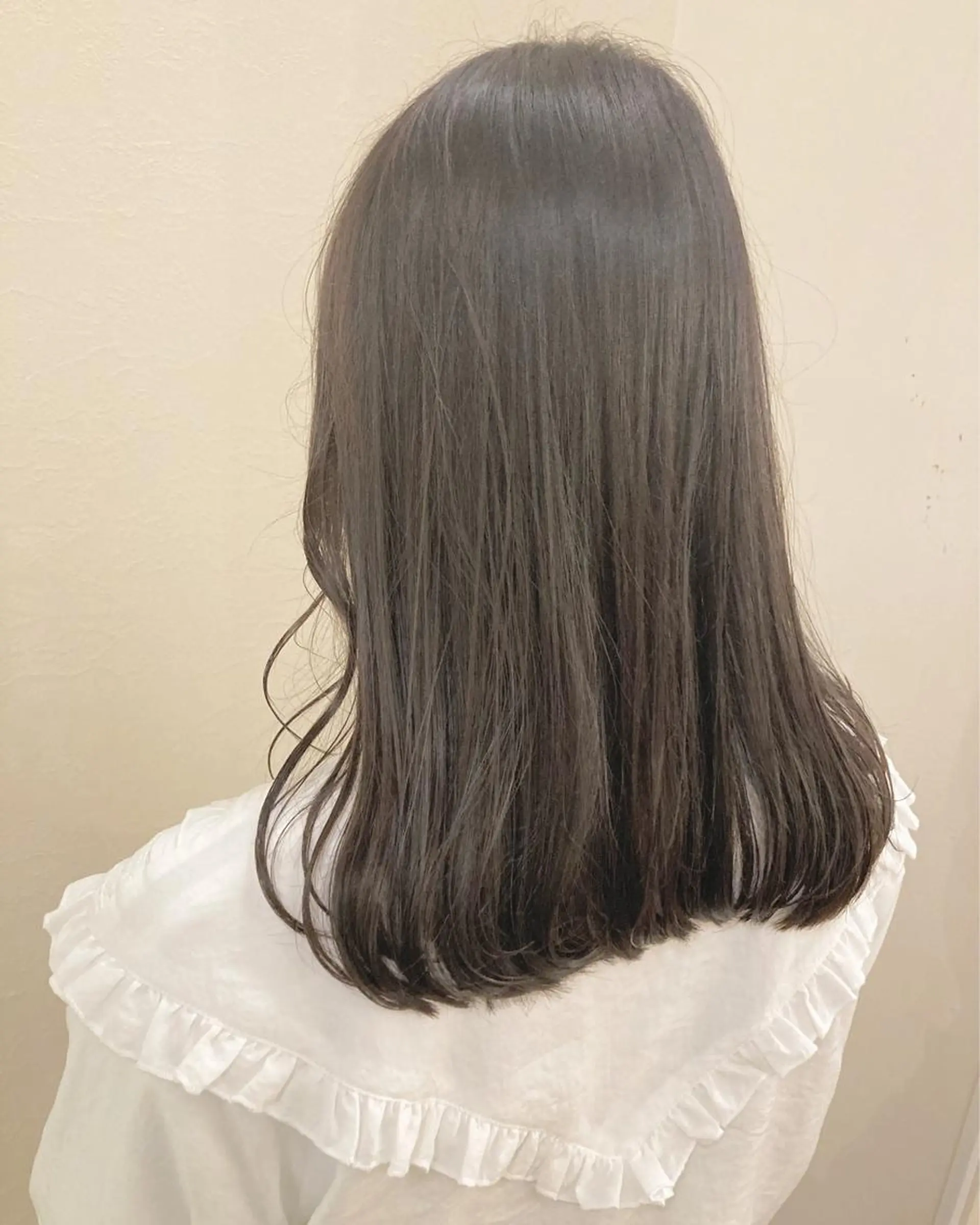 ミディアム カラー カット 縮毛矯正 トリートメント 店長 ✂️ムラカミ キラリのヘアスタイル