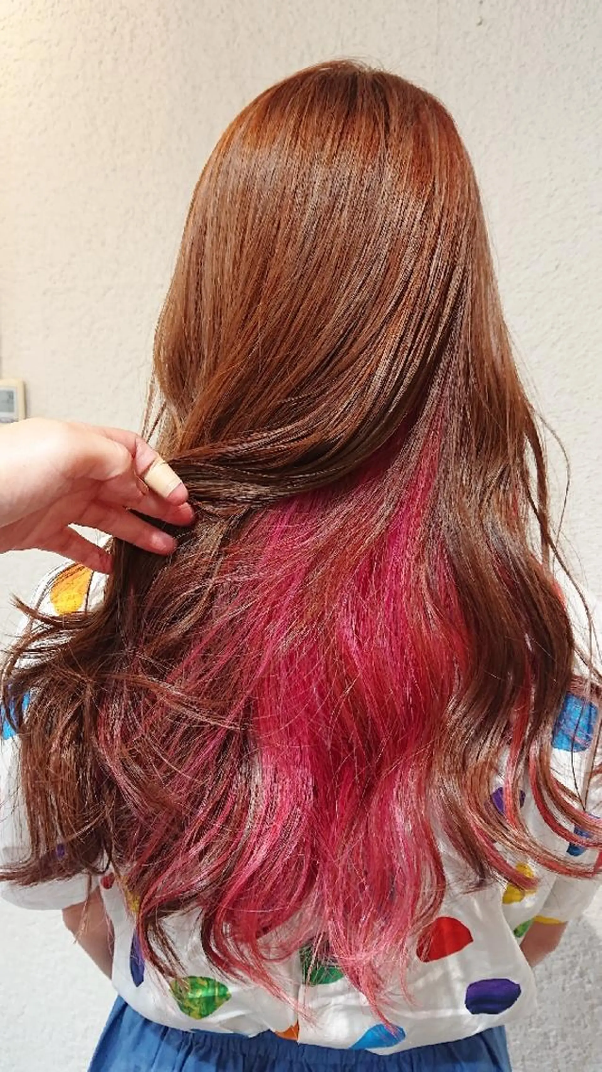 ロング カラー インナーカラー ピンクカラー ACROあべの店所属・艶カラー/インナー /グラデ/大西小百合のヘアスタイル