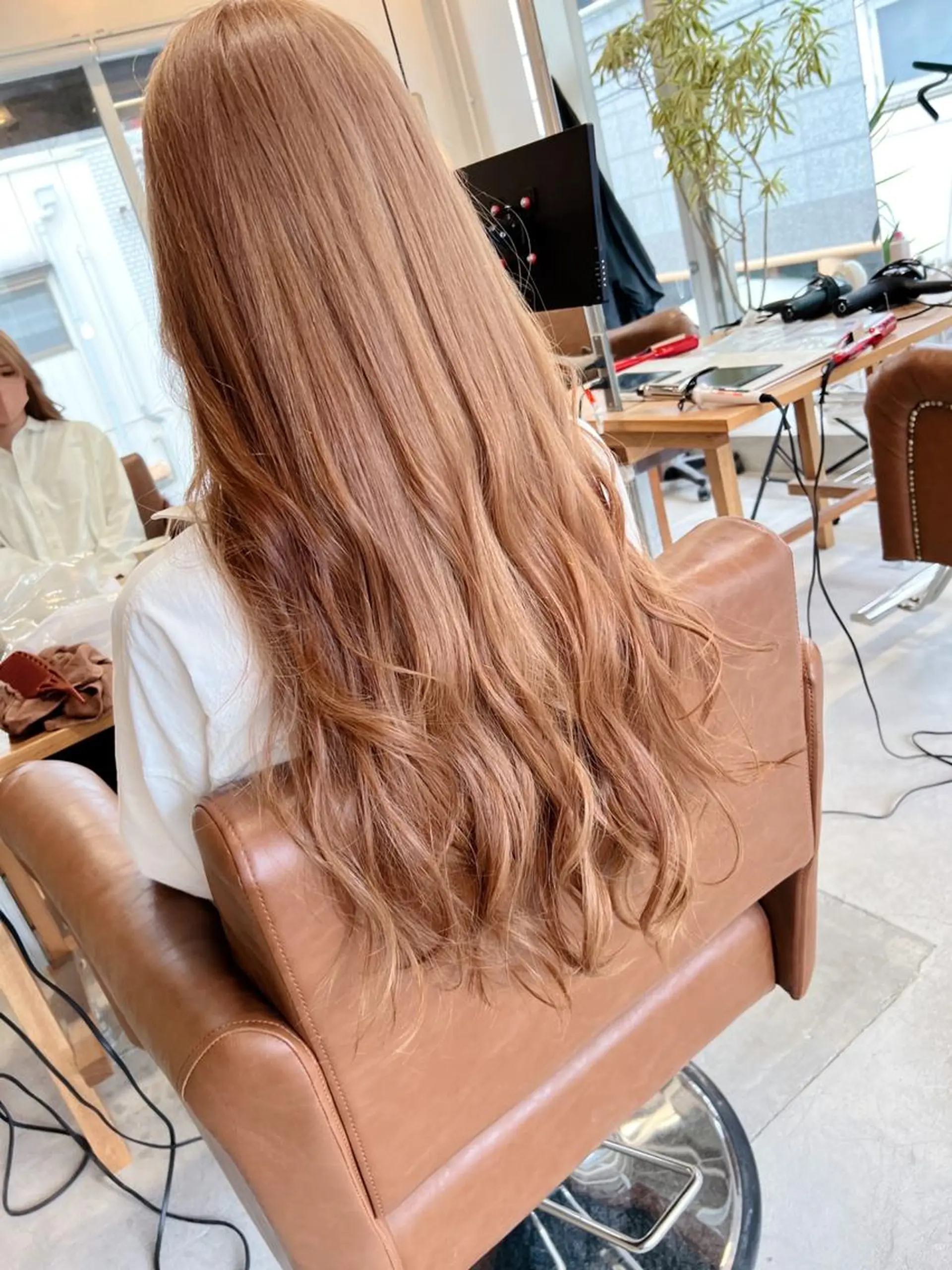 セミロング 髪質改善カラー特化 ルイス奈良のヘアスタイル