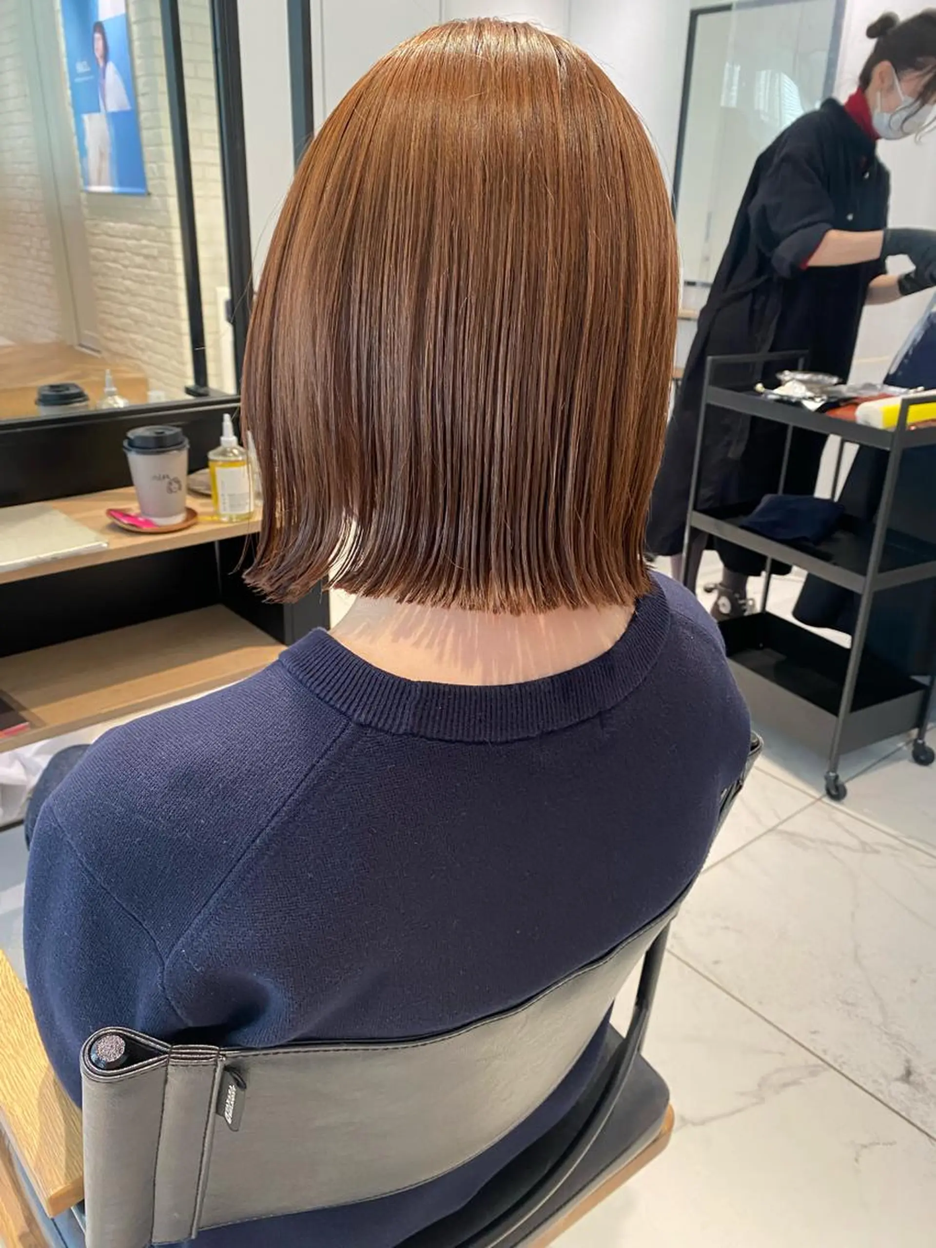 ショート ボブ カット ヘアカラー トリートメント nana🦕 ハイライトベージュのヘアスタイル