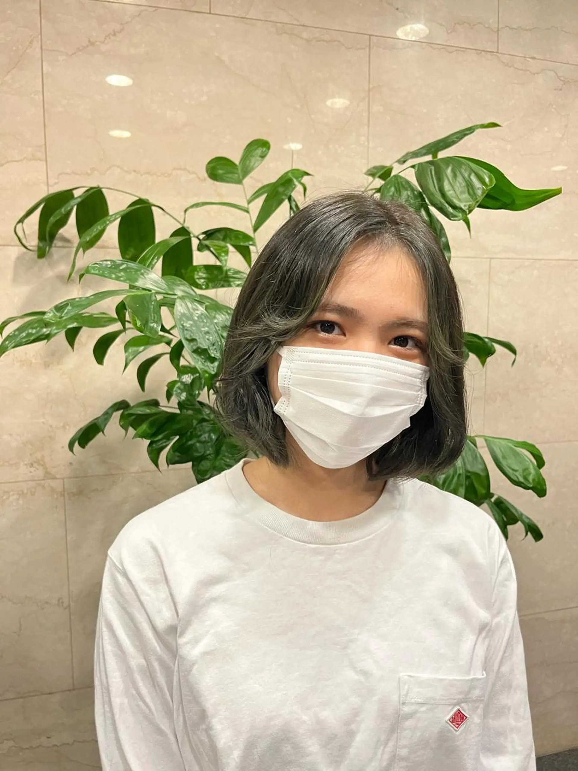 カラー こまつばらみお/レイ ヤー/ダブルカラーのヘアスタイル